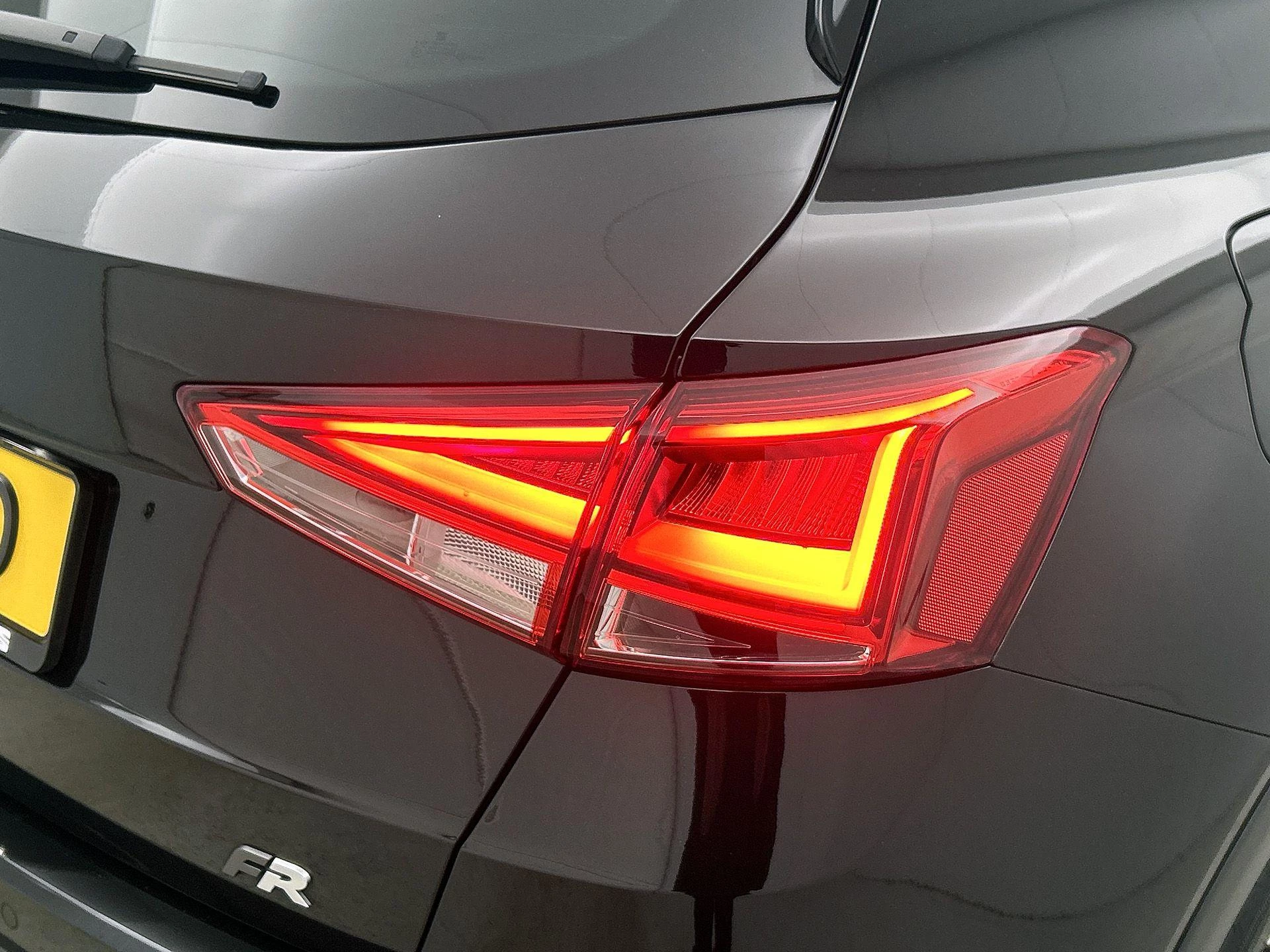 SEAT-Arona-image-15