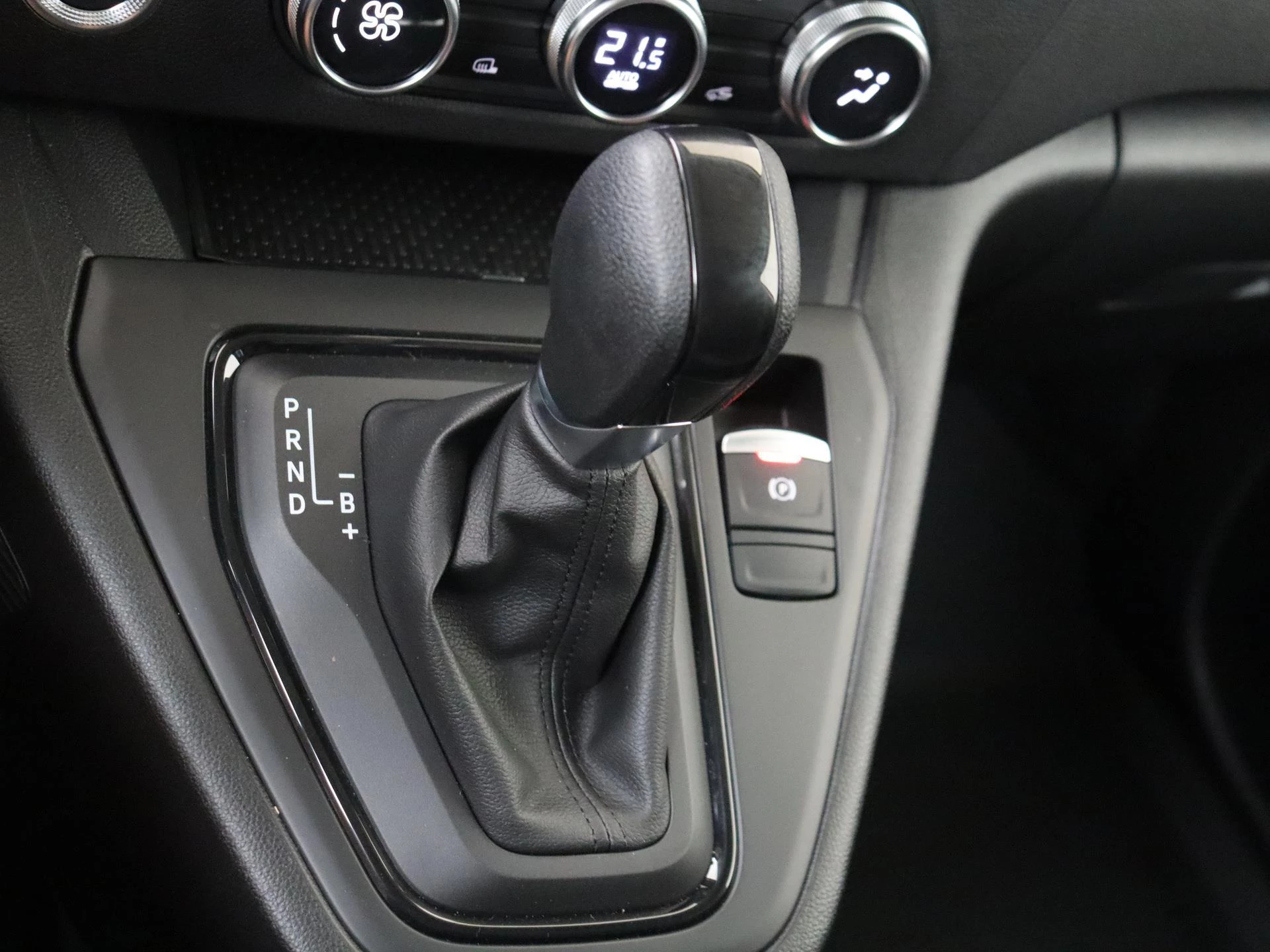 Nissan-Townstar-image-13