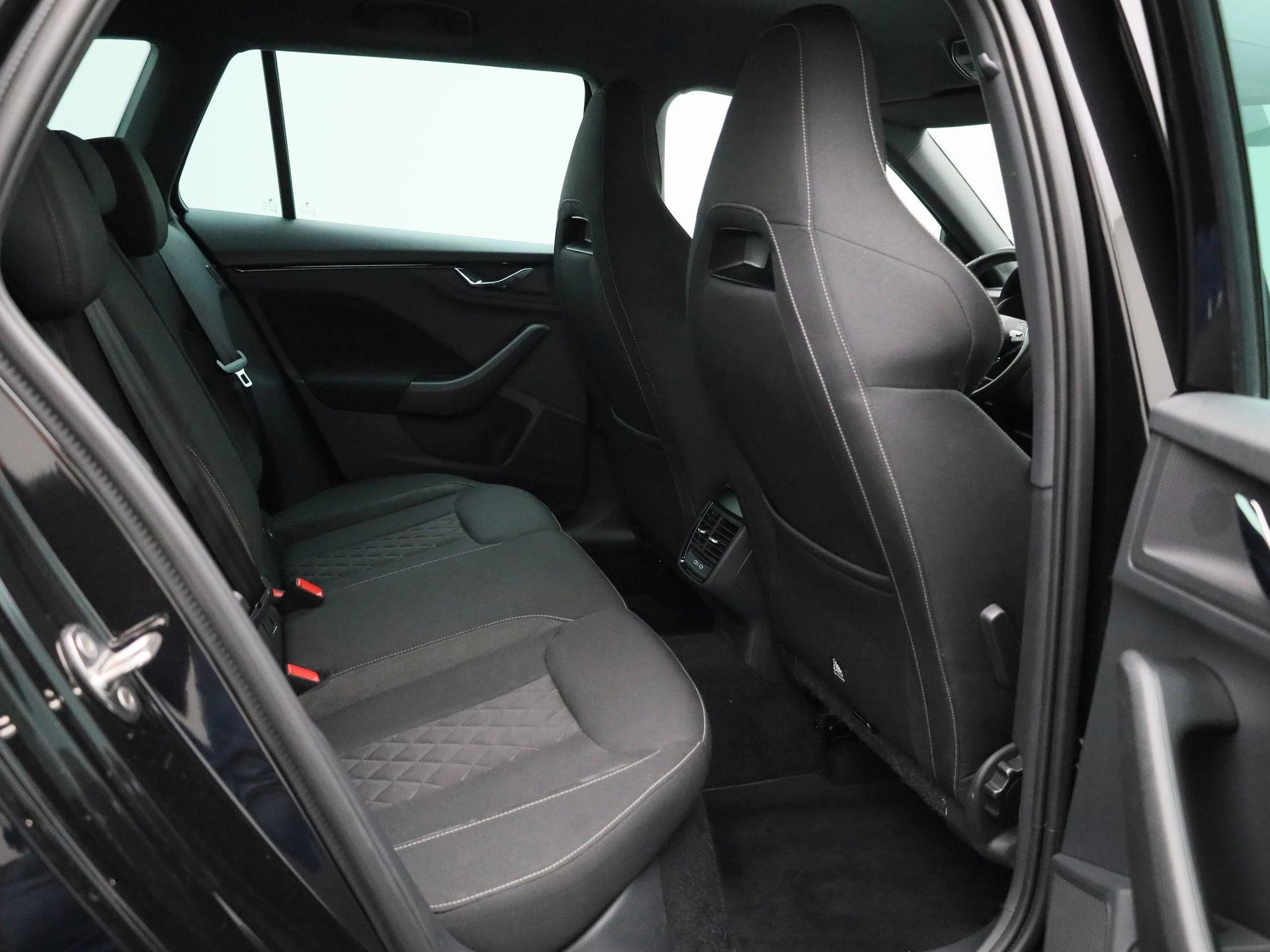 Škoda Kamiq 1.0 TSI Sport Business