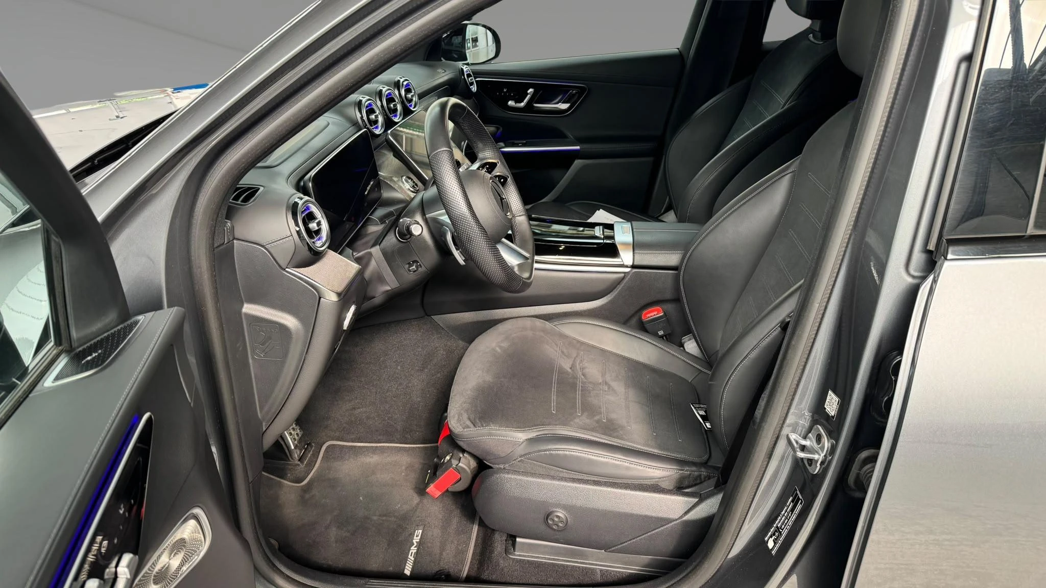 Mercedes-Benz GLC SUV 220d 4MATIC AMG Line + PANO DAK + DIGITAL LIGHT + BURMESTER + HEAD UP +