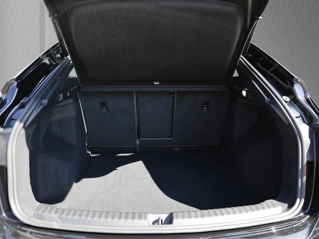 Audi-Q4 Sportback e-tron-image-11