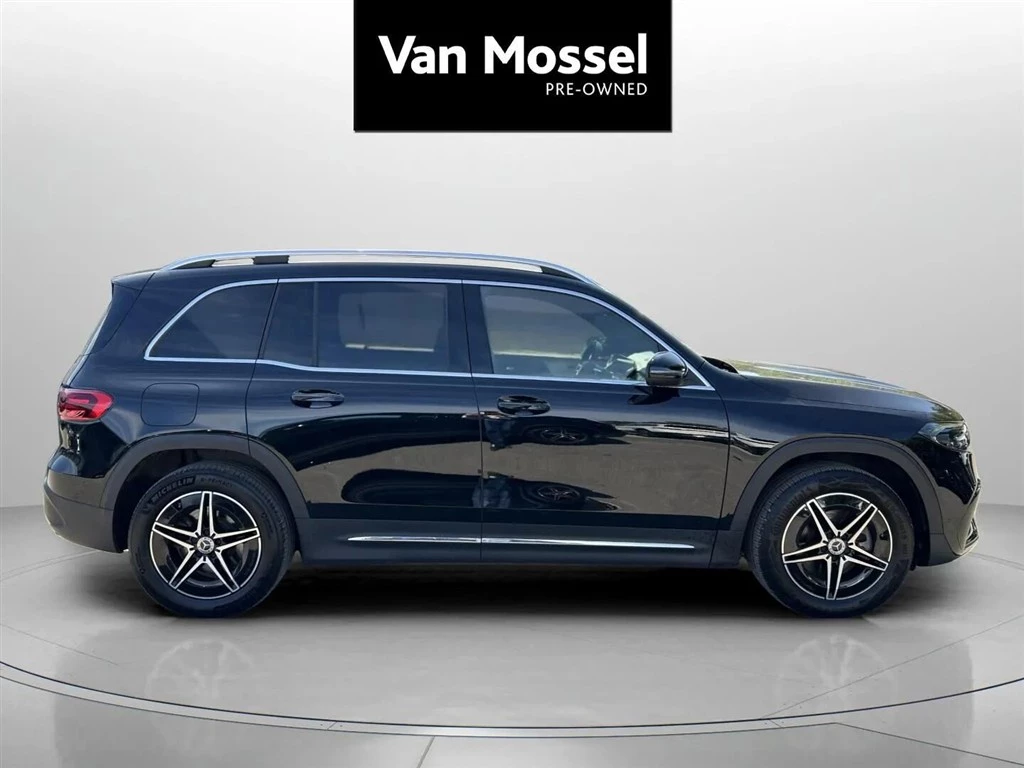 Mercedes-Benz-EQB-image-3