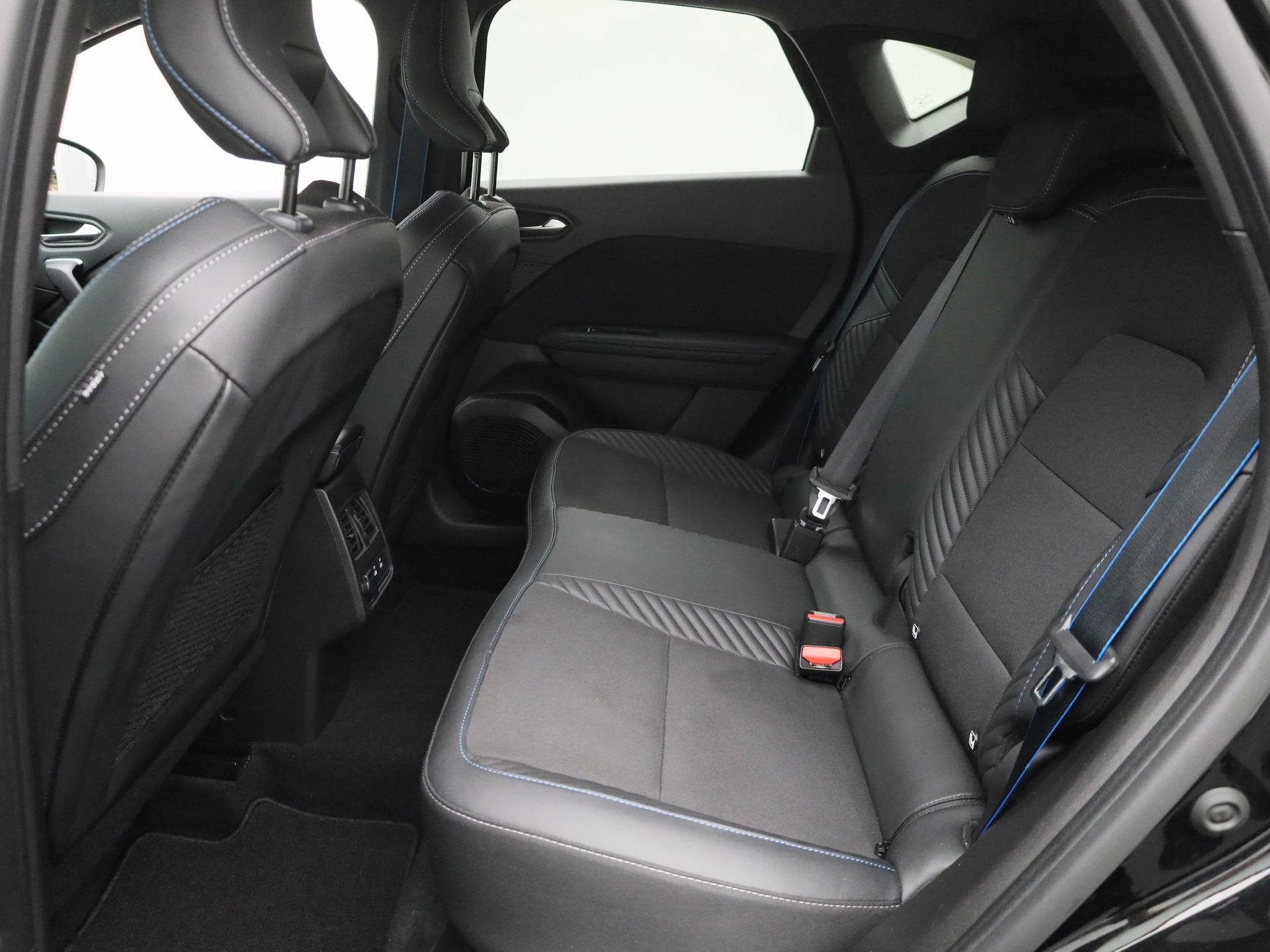Renault-Captur-image-11