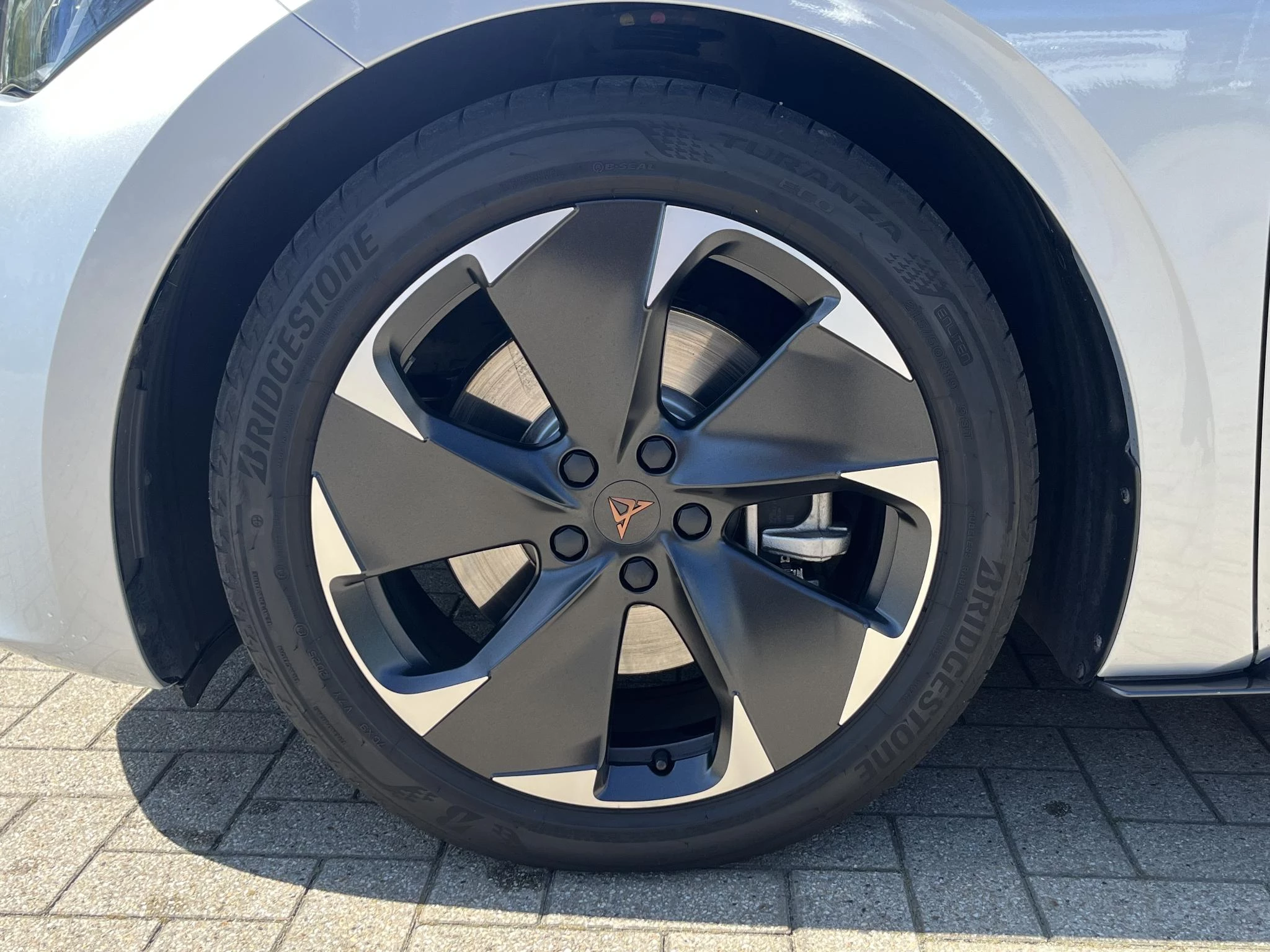 CUPRA Born Essential Limited 63 kWh