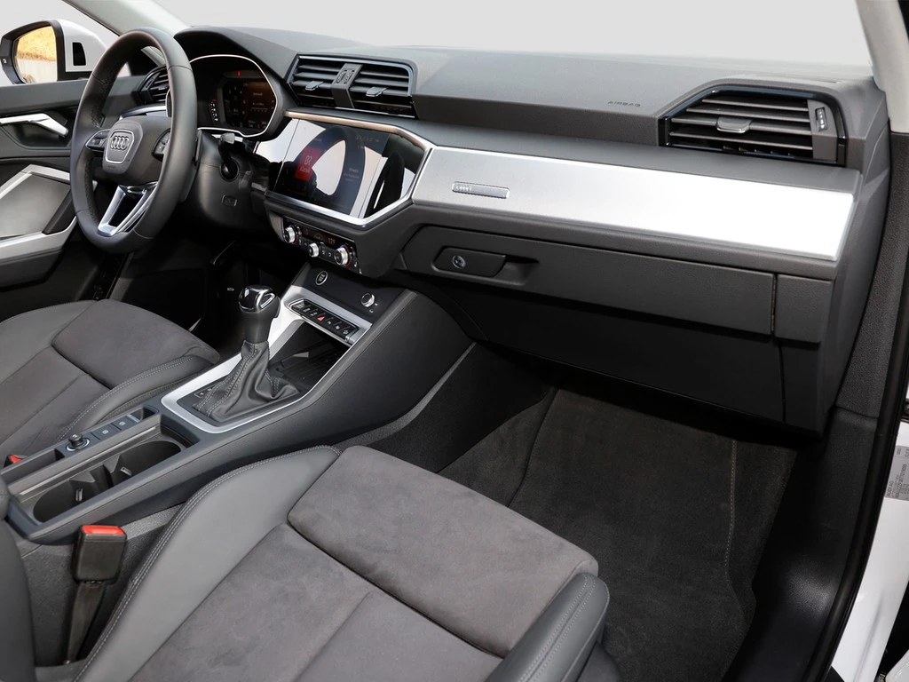 Audi-Q3-image-13