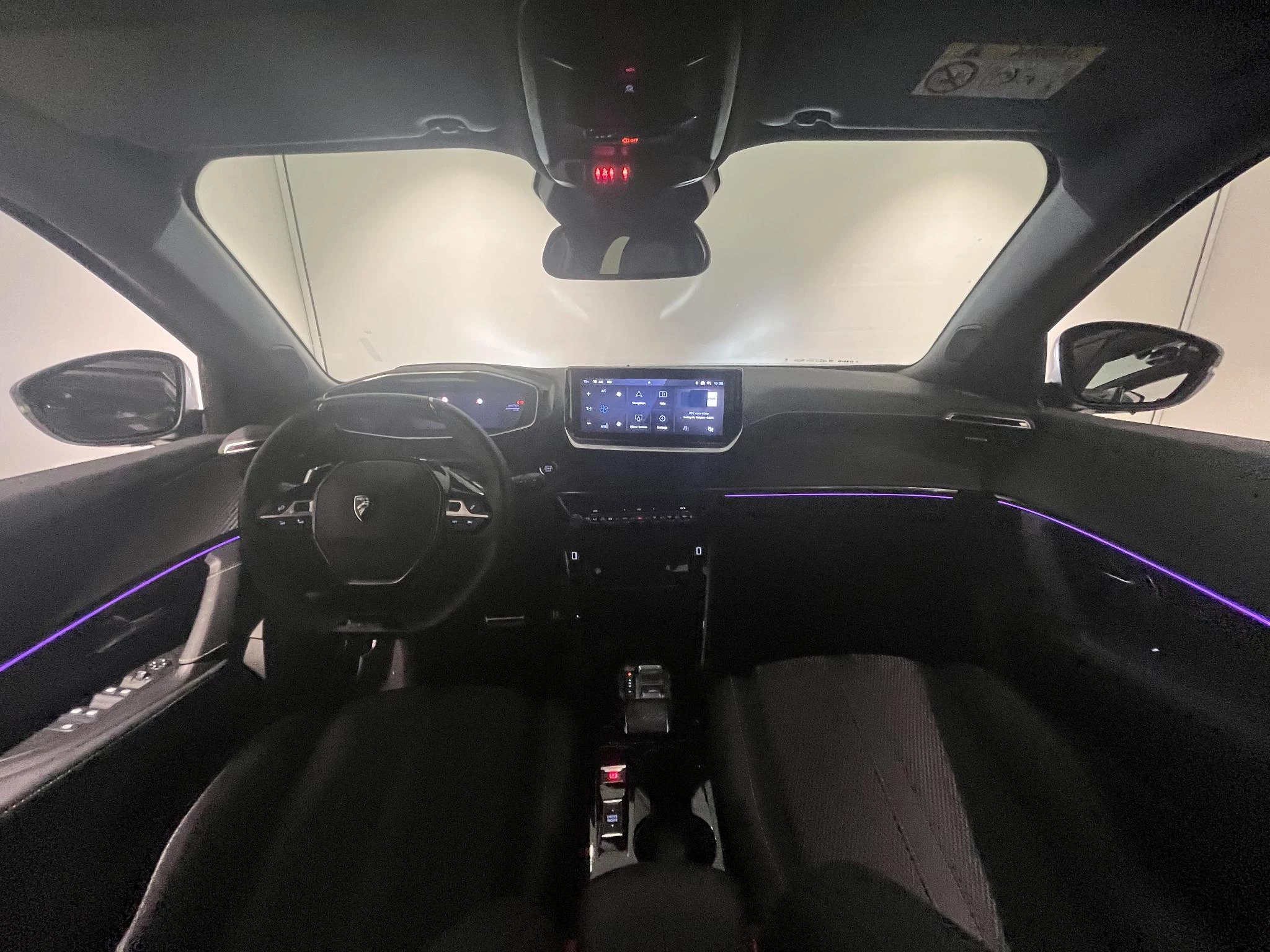 Peugeot 2008 1.2 Hybrid 145 GT