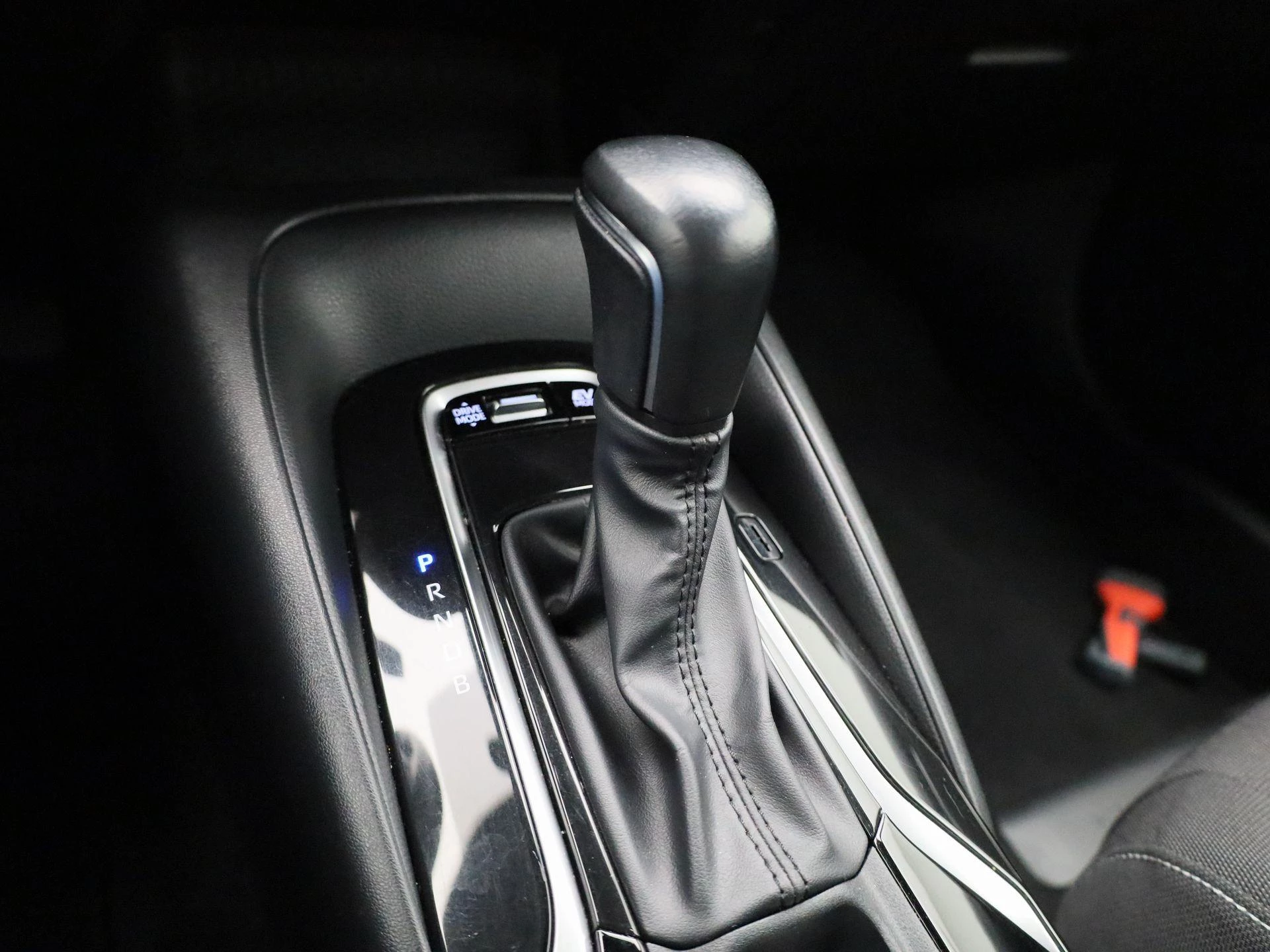 Toyota-Corolla Touring Sports-image-22