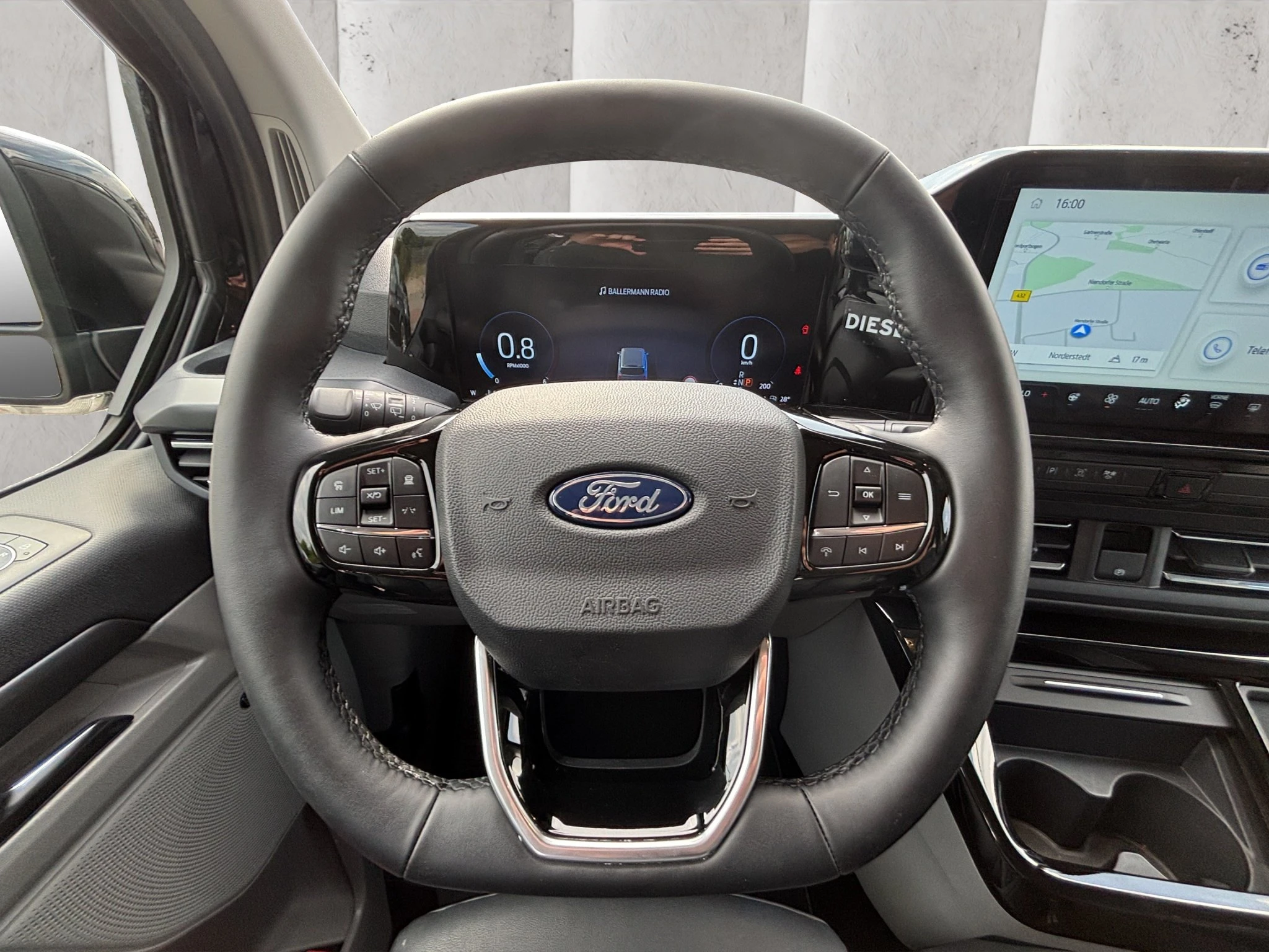 Ford-Tourneo Custom-image-12
