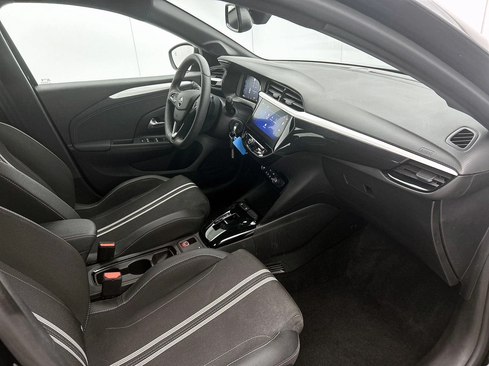 Opel-Corsa-image-19