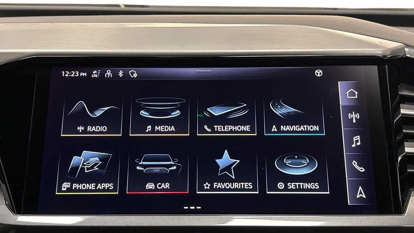 Audi-Q4 e-tron-image-7
