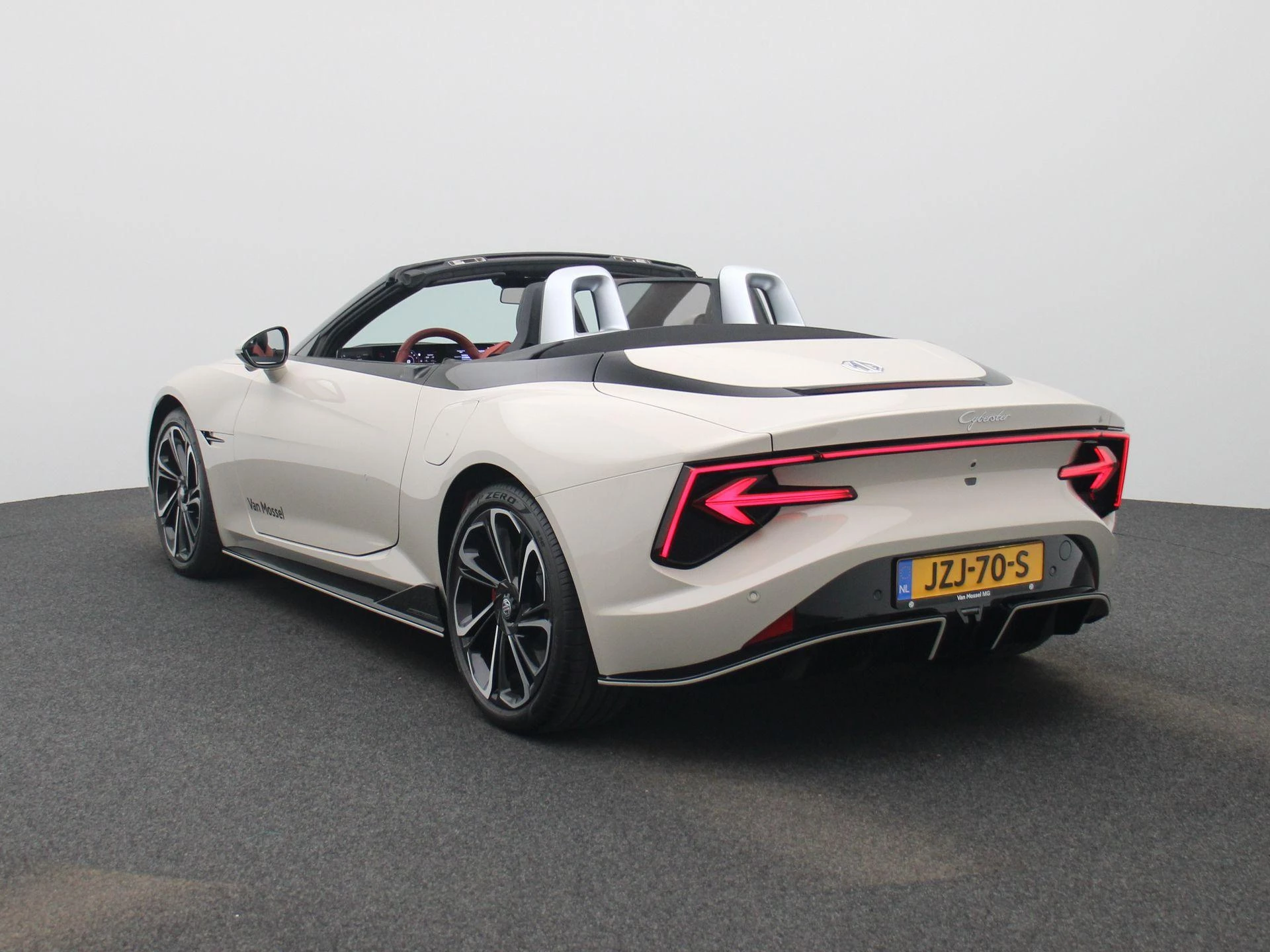 MG Cyberster GT AWD Dual Motor 77kWh