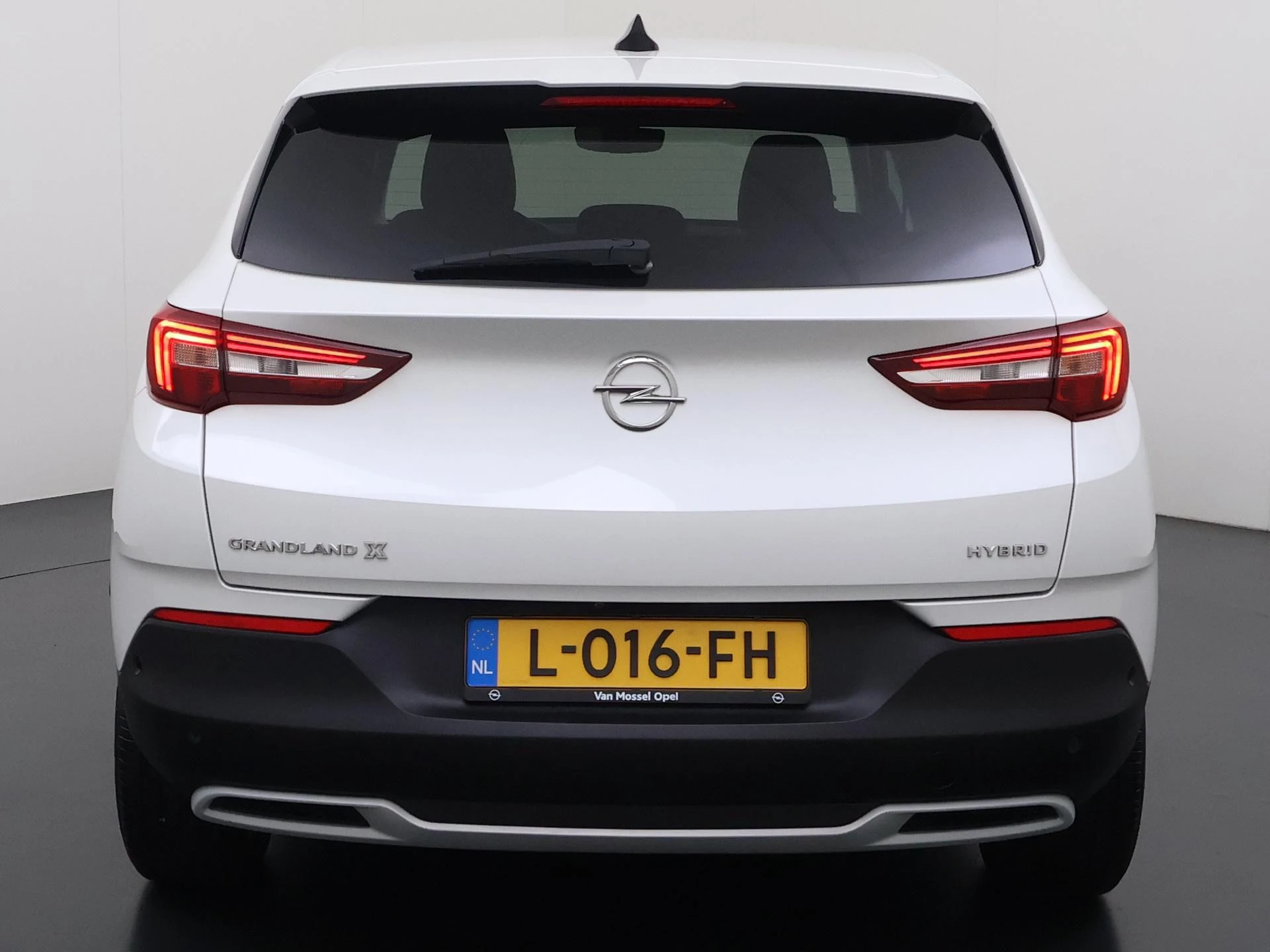 Opel Grandland X 1.6 Turbo Hybrid Business Elegance
