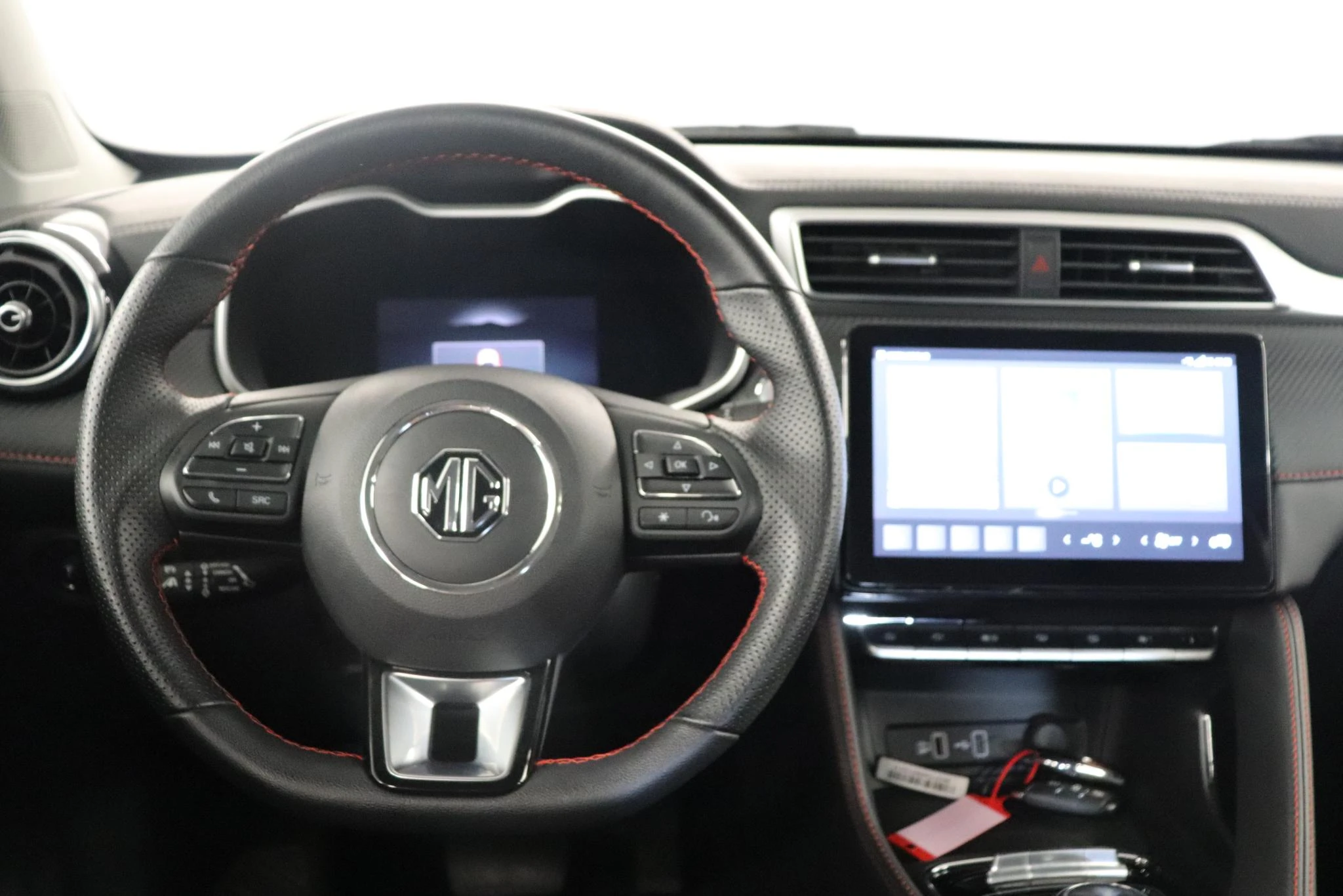 MG-ZS-image-14
