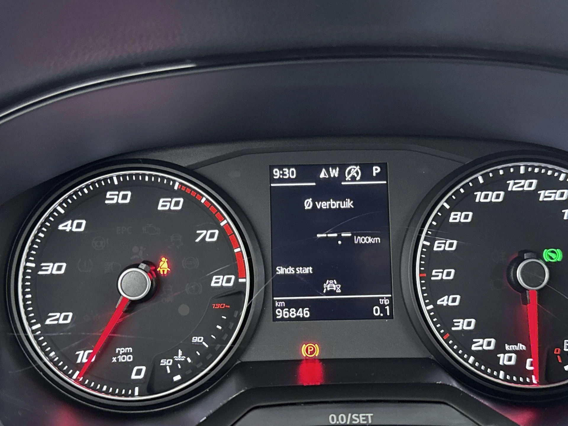 SEAT-Arona-image-8