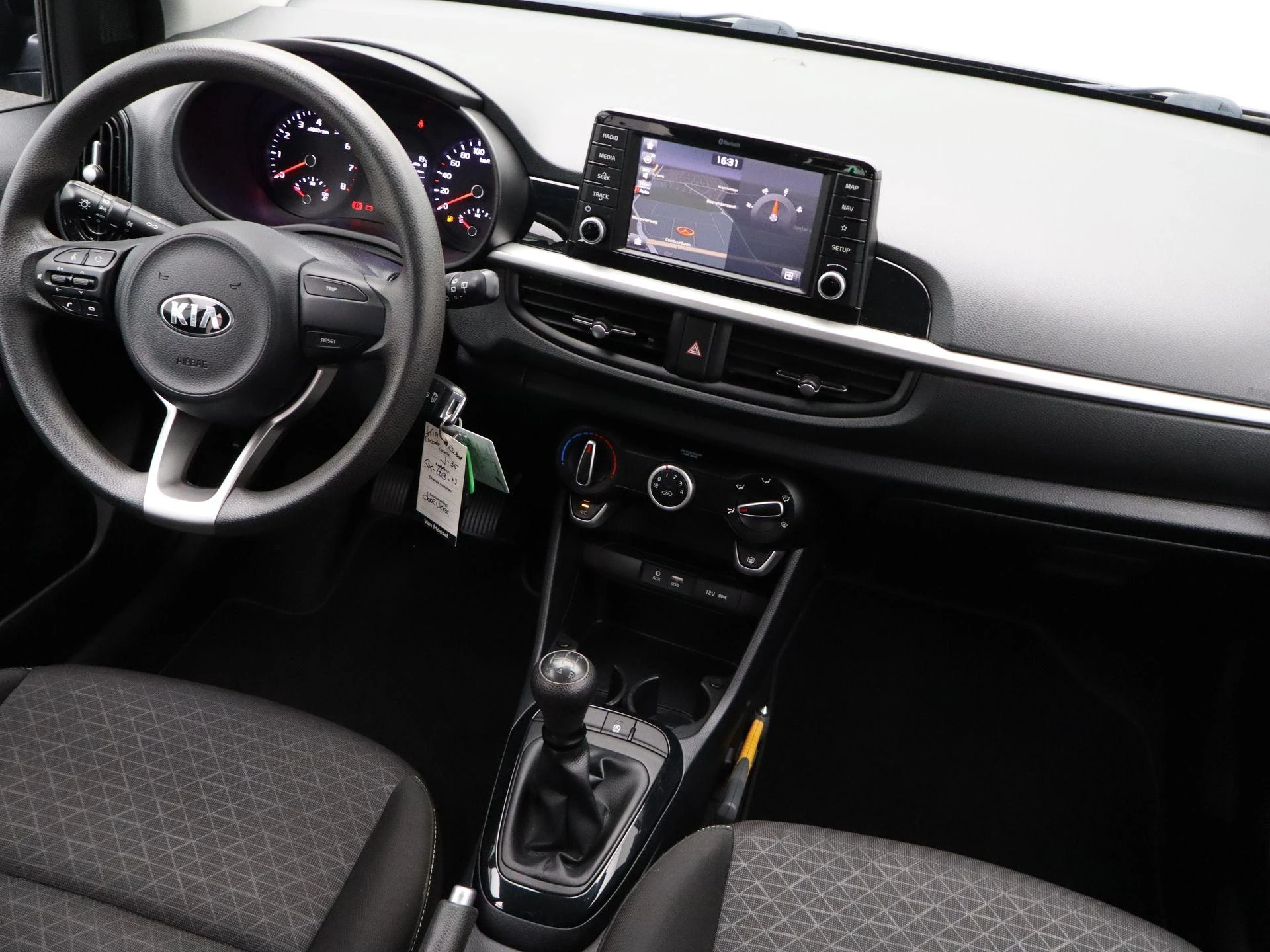 Kia-Picanto-image-30
