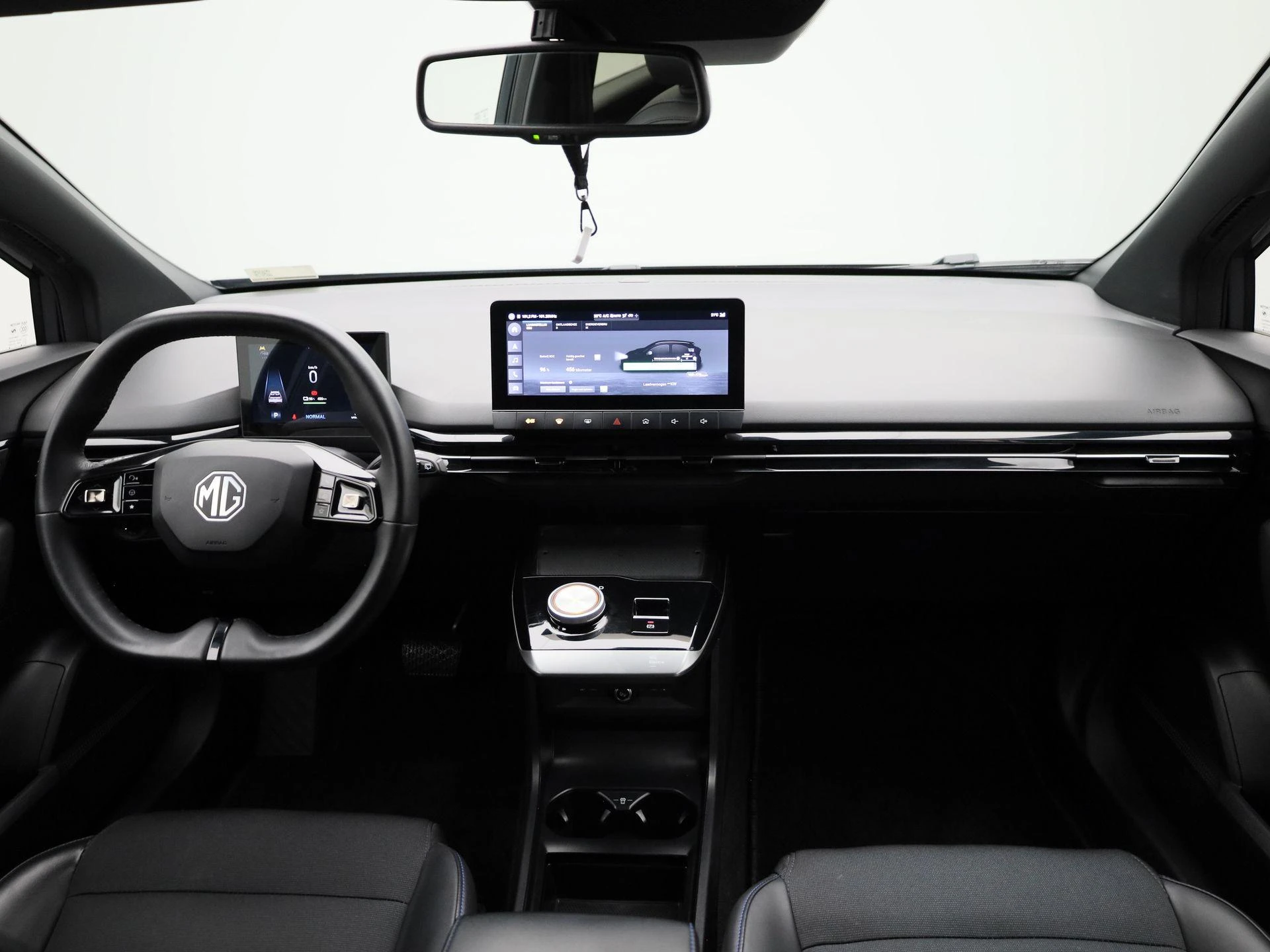 MG MG4 64 kWh Luxury