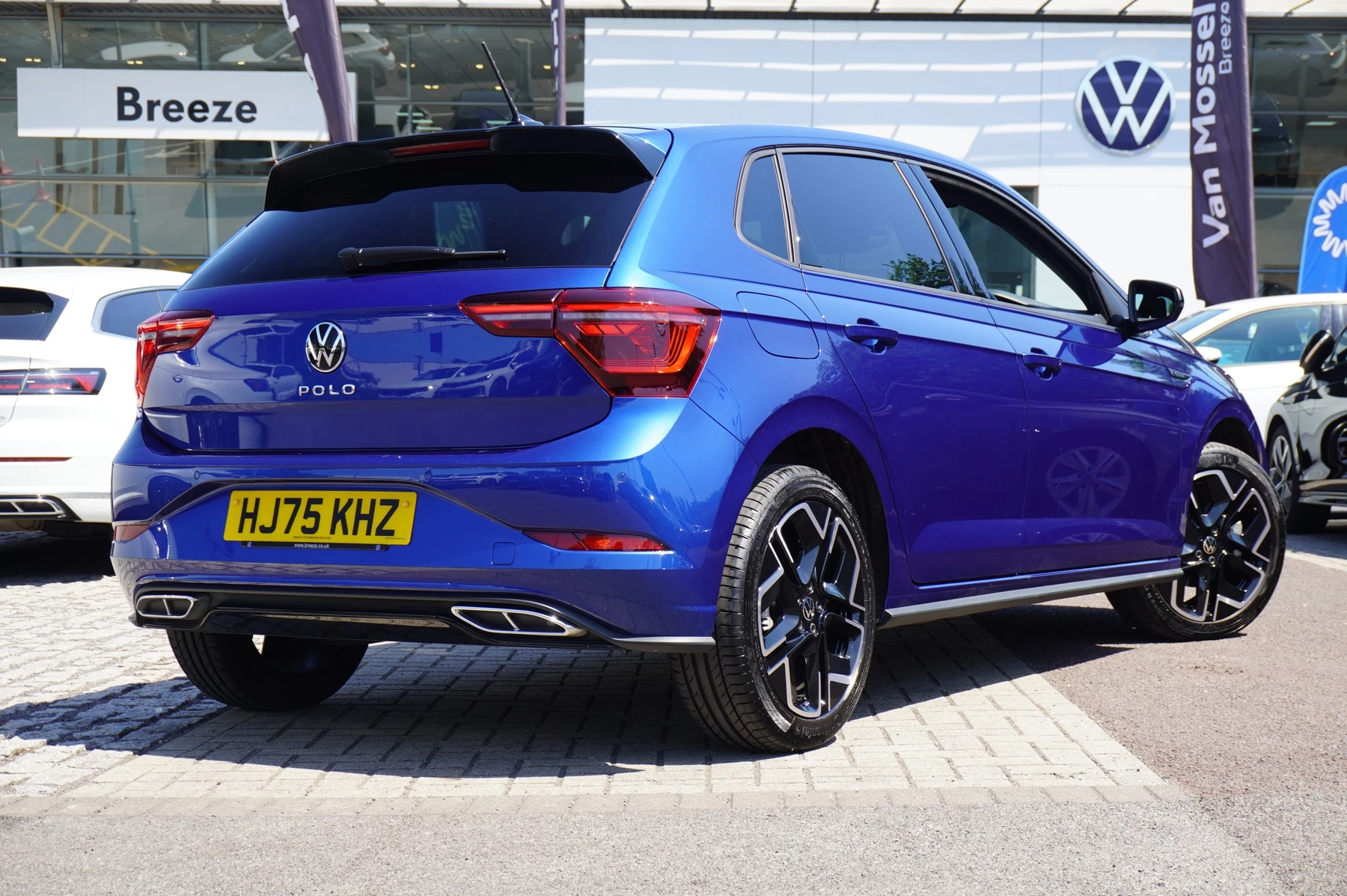 Volkswagen-Polo-image-15
