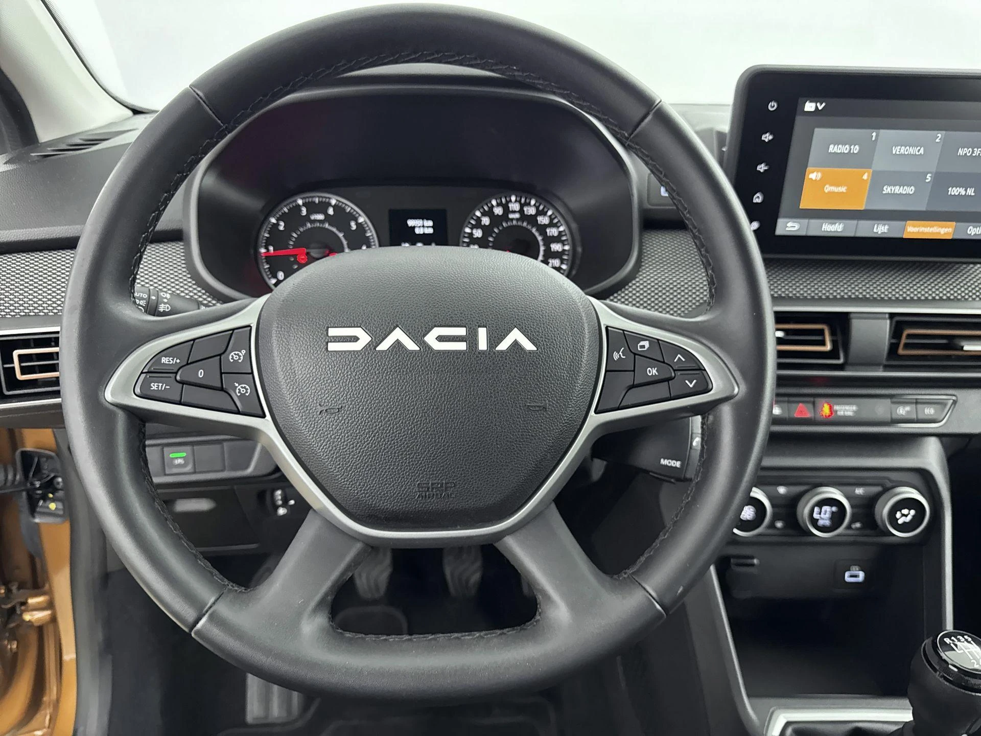 Dacia-Sandero Stepway-image-26