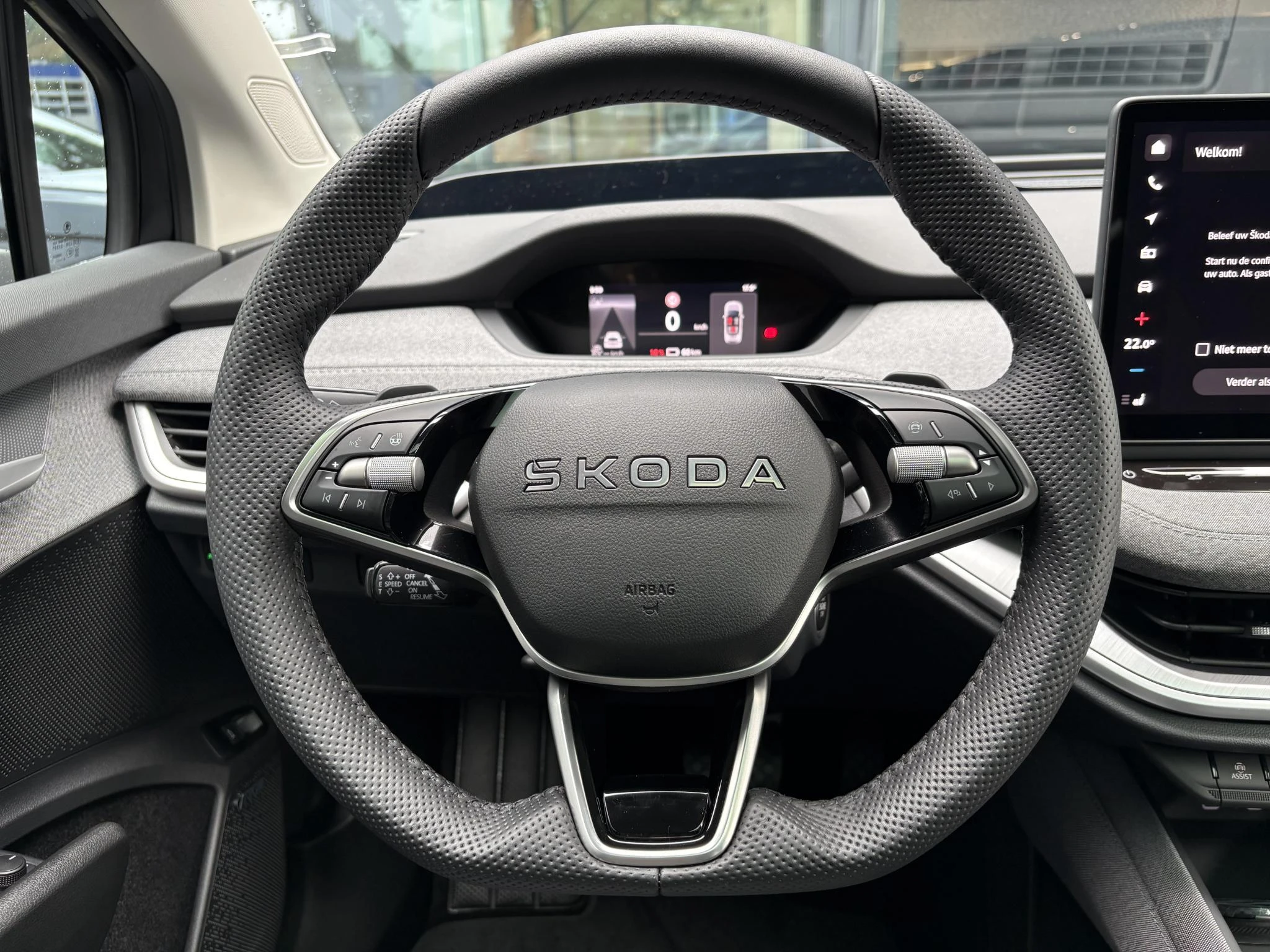 Škoda-Enyaq iV-image-11