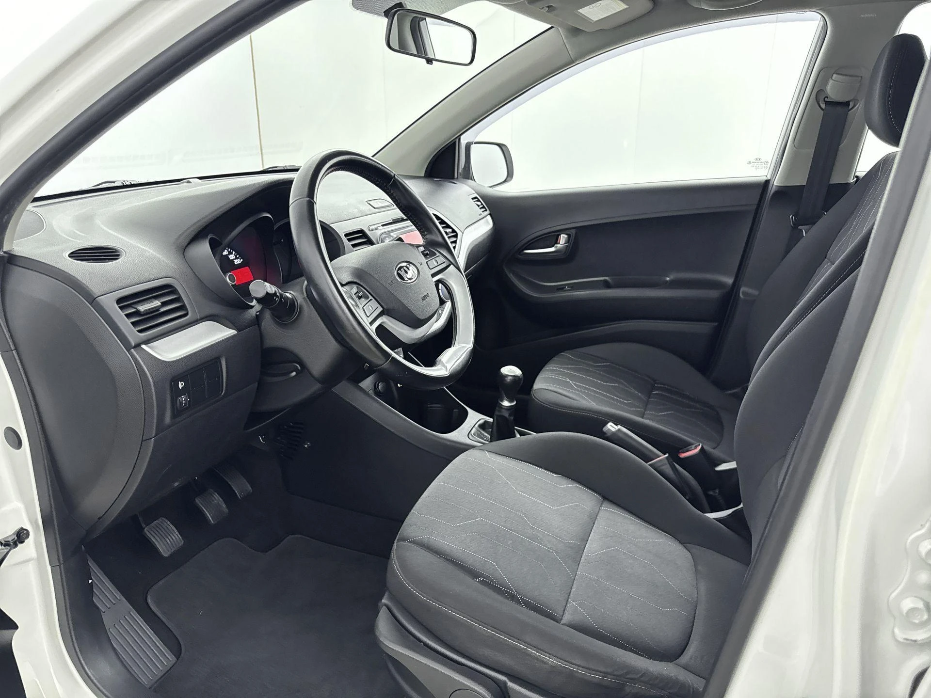 Kia-Picanto-image-11