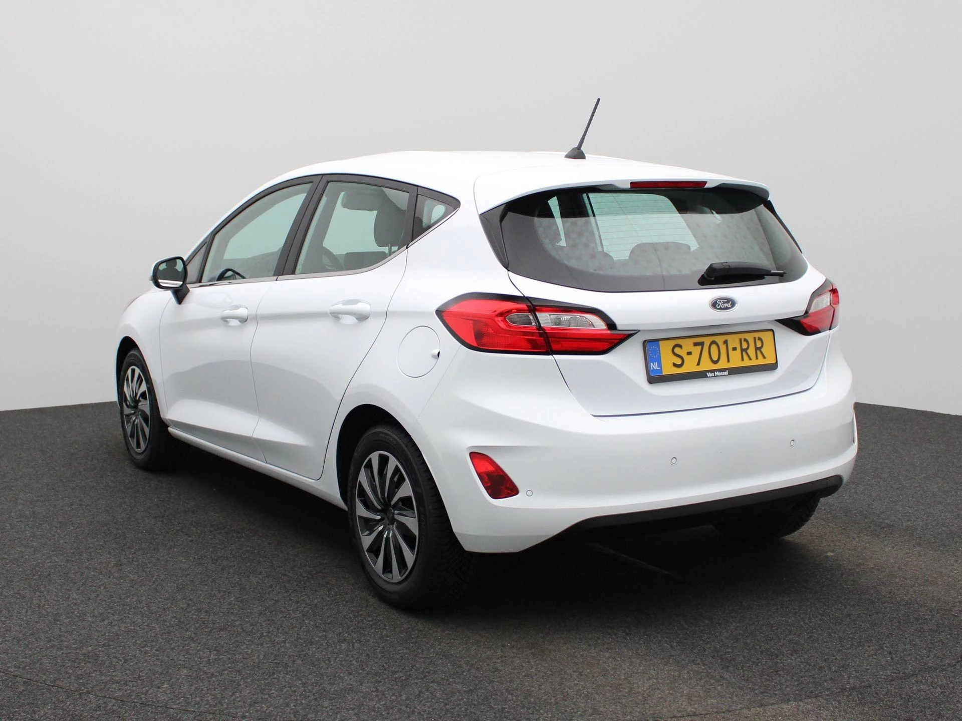Ford-Fiesta-image-3