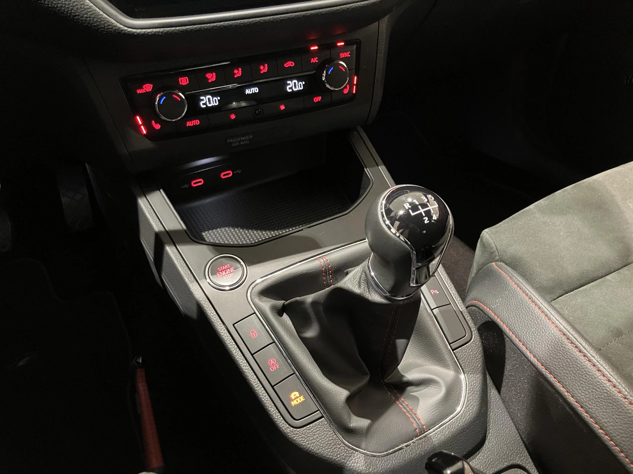 SEAT-Ibiza-image-33