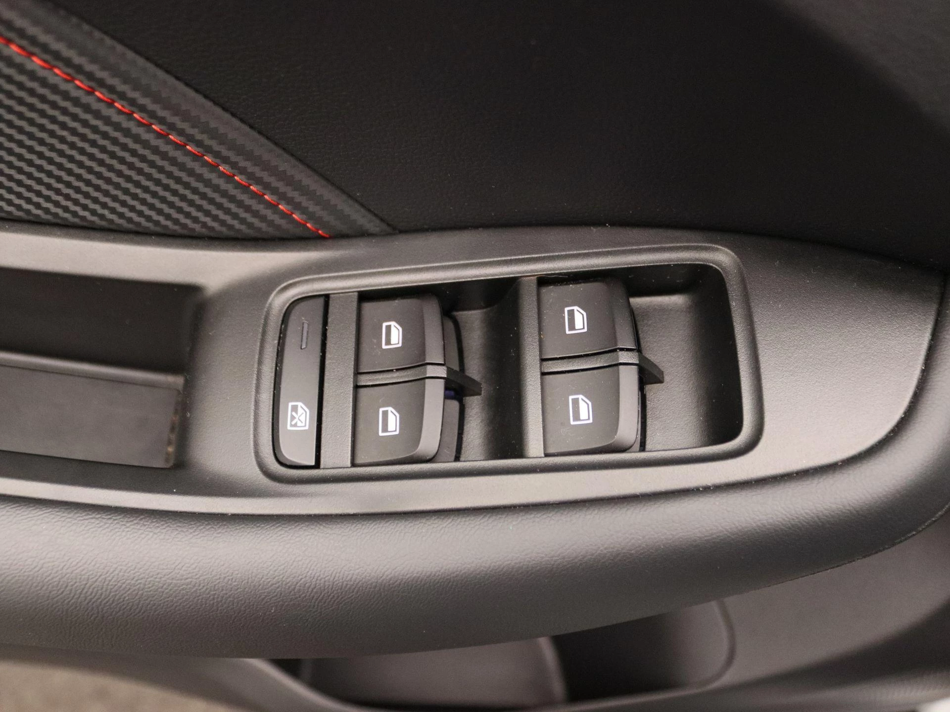 MG ZS EV Long Range Luxury 70 kWh