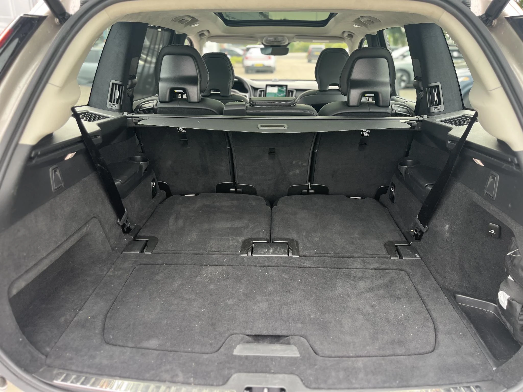 Volvo-XC90-image-14