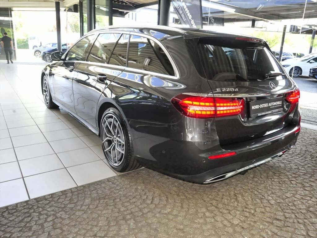 Mercedes-Benz-E-Klasse 220 d-image-5