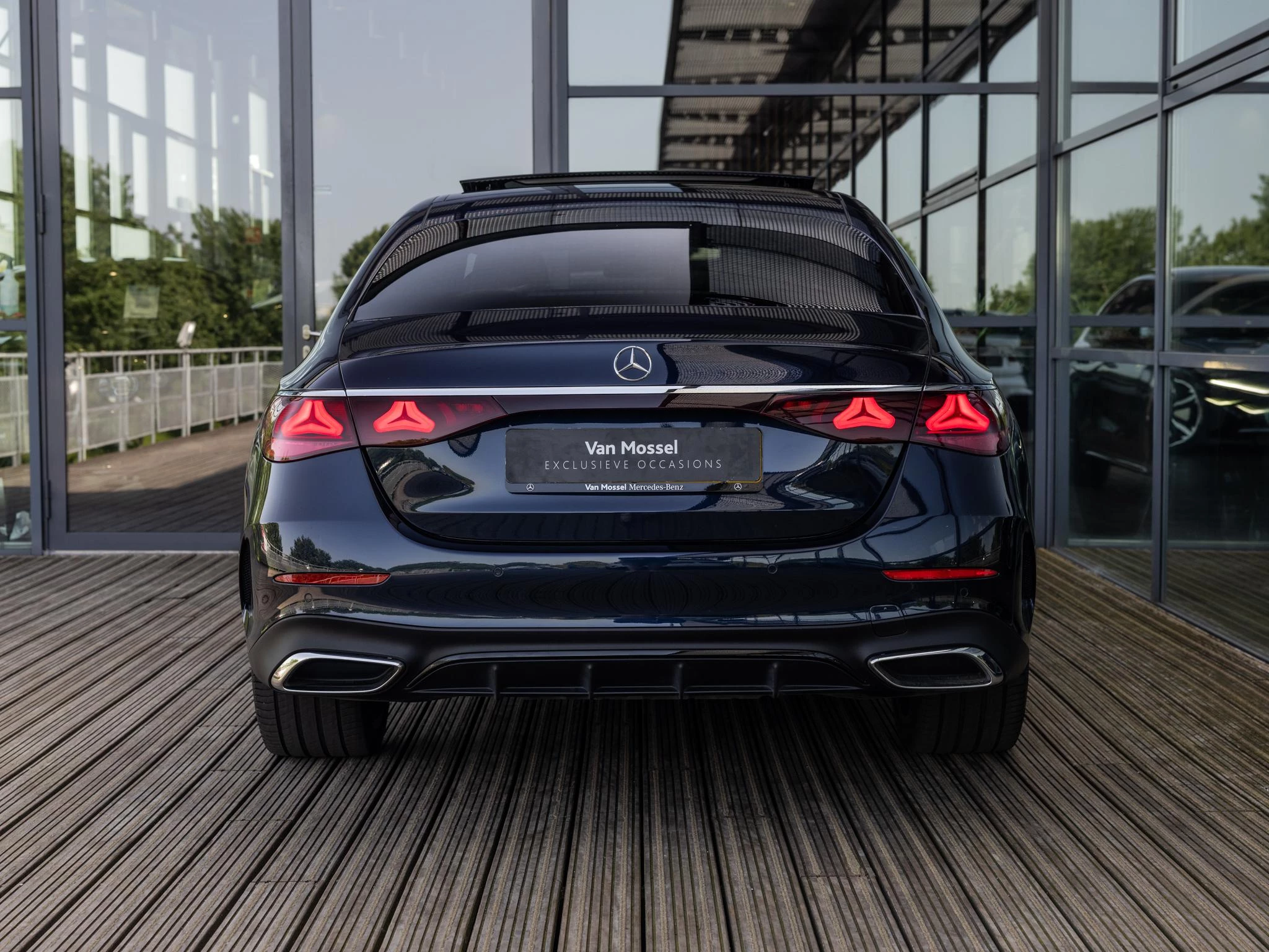 Mercedes-Benz E-Klasse 300 e AMG Line