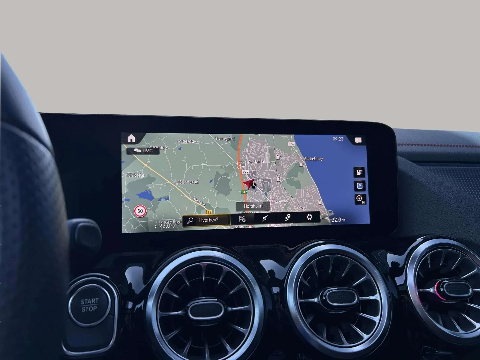 Mercedes-Benz-EQA-image-14