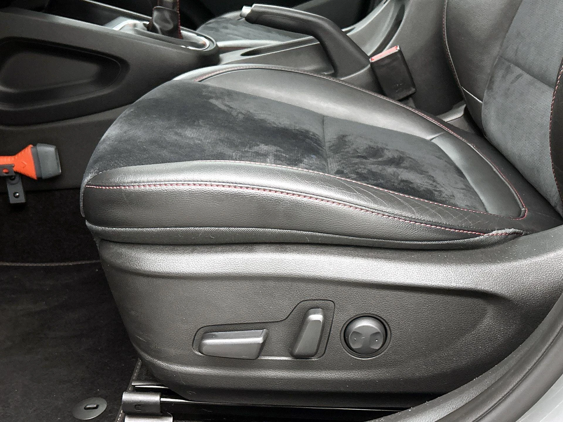 Hyundai-Kona-image-25