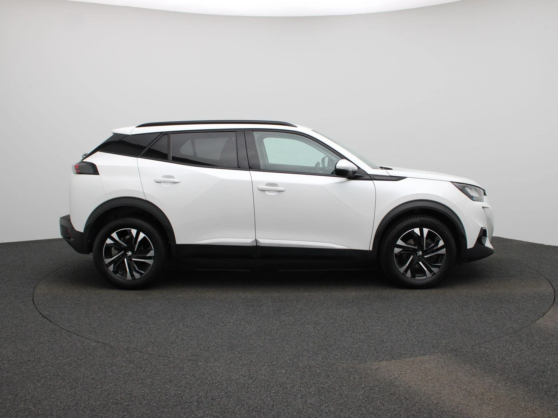 Peugeot-2008-image-5
