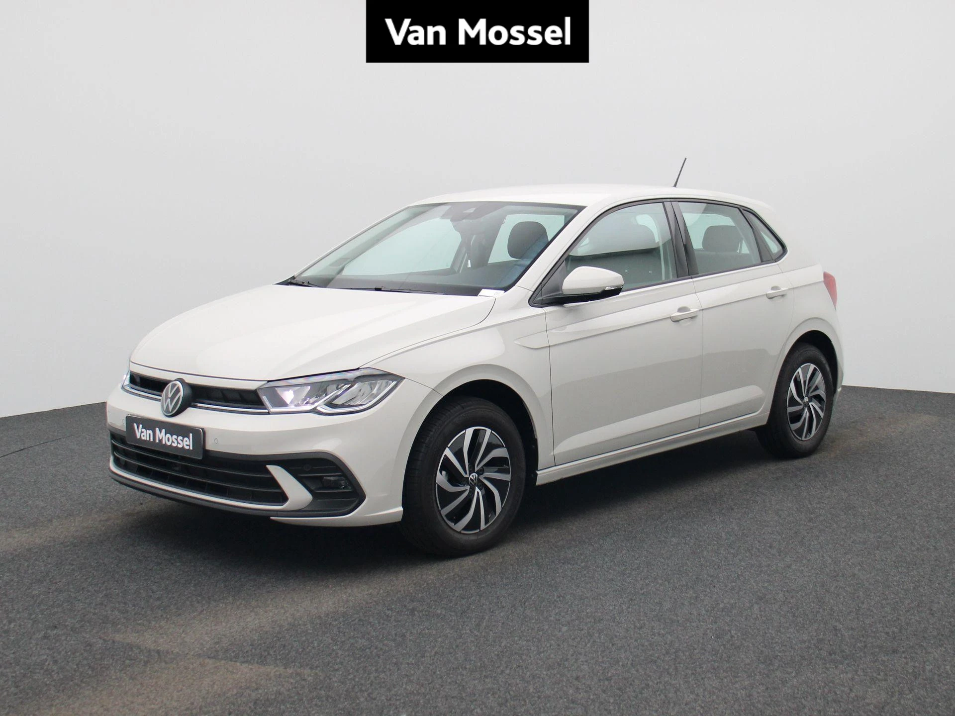 Volkswagen-Polo-image-0