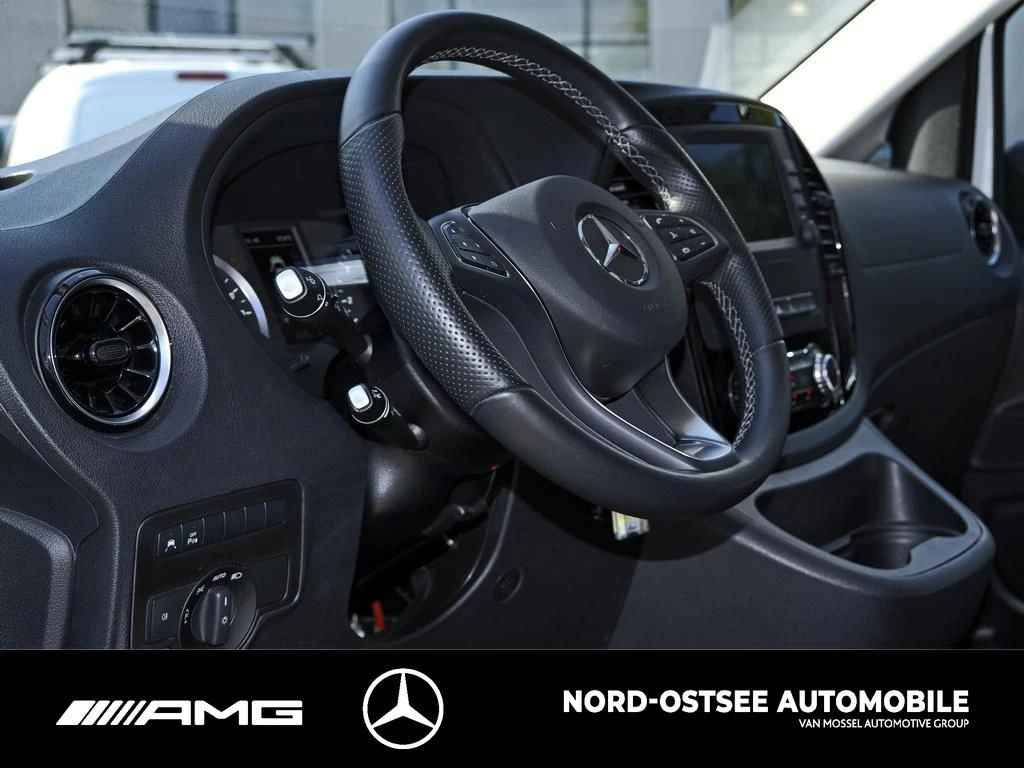 Mercedes-Benz-Vito-image-7