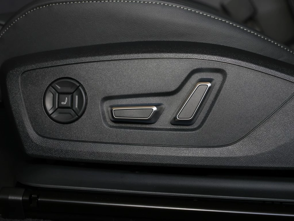 Audi Q6 e-tron SUV performance 225 kW