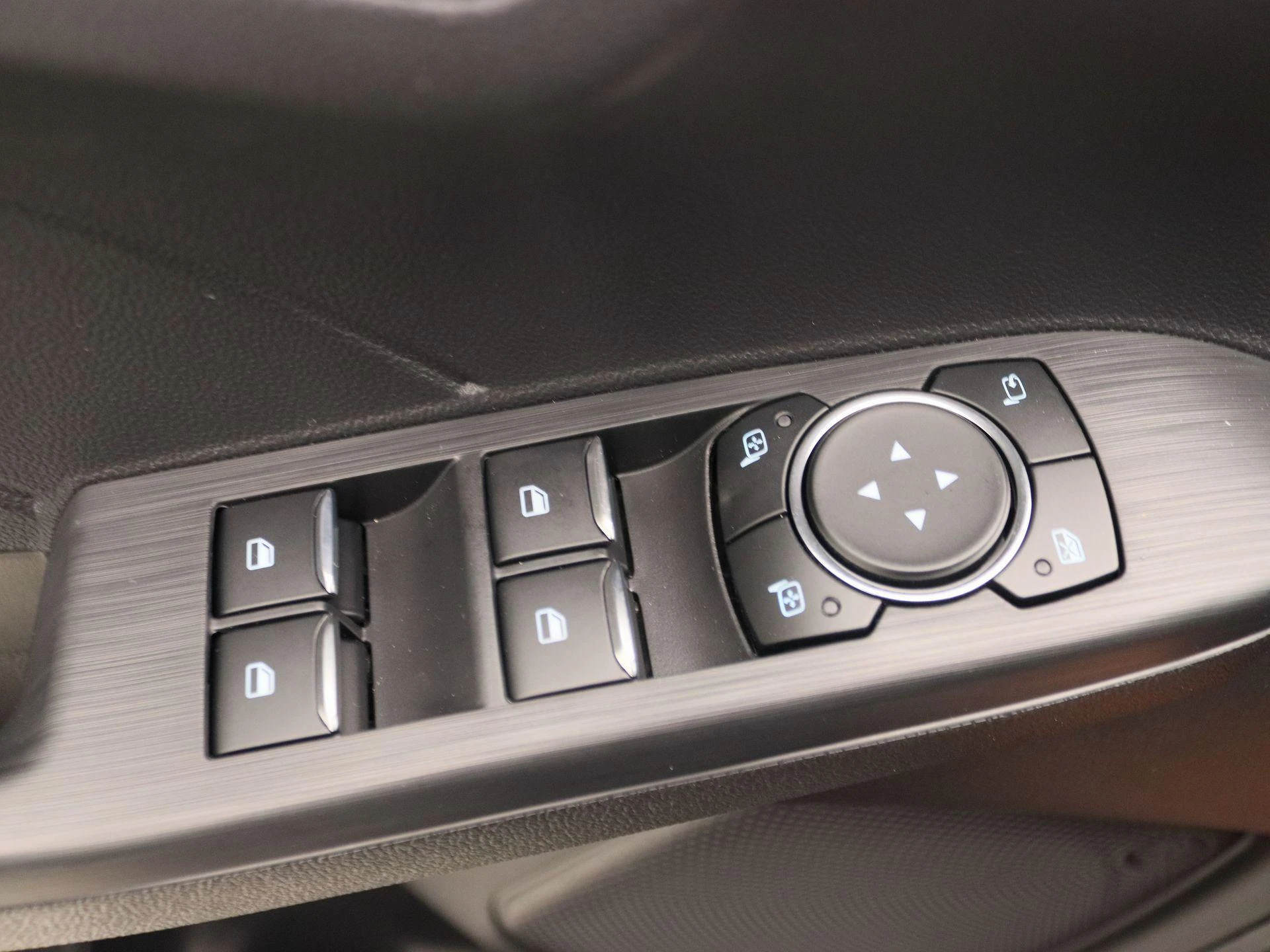 Ford-Kuga-image-22