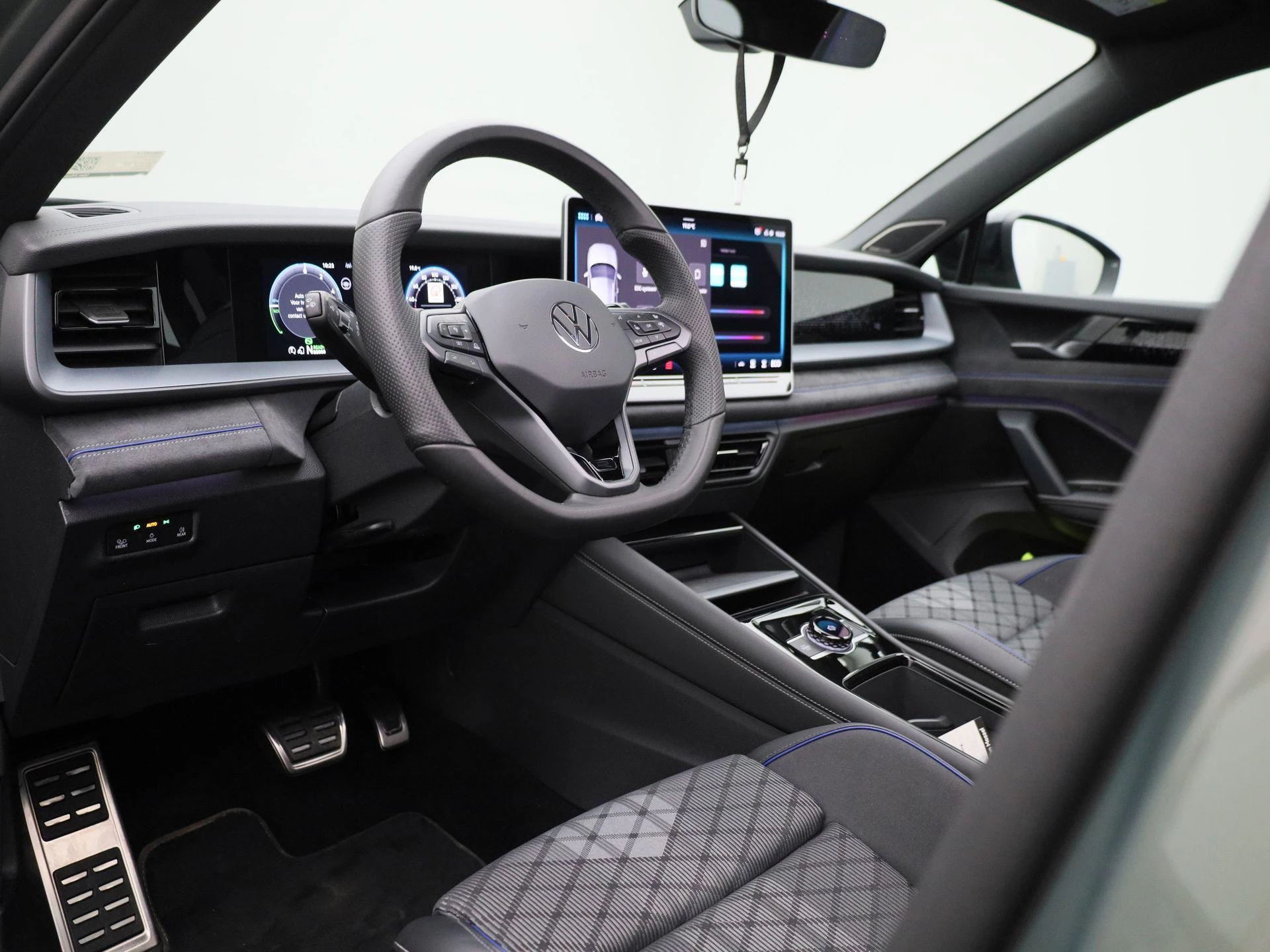Volkswagen-Tayron-image-39