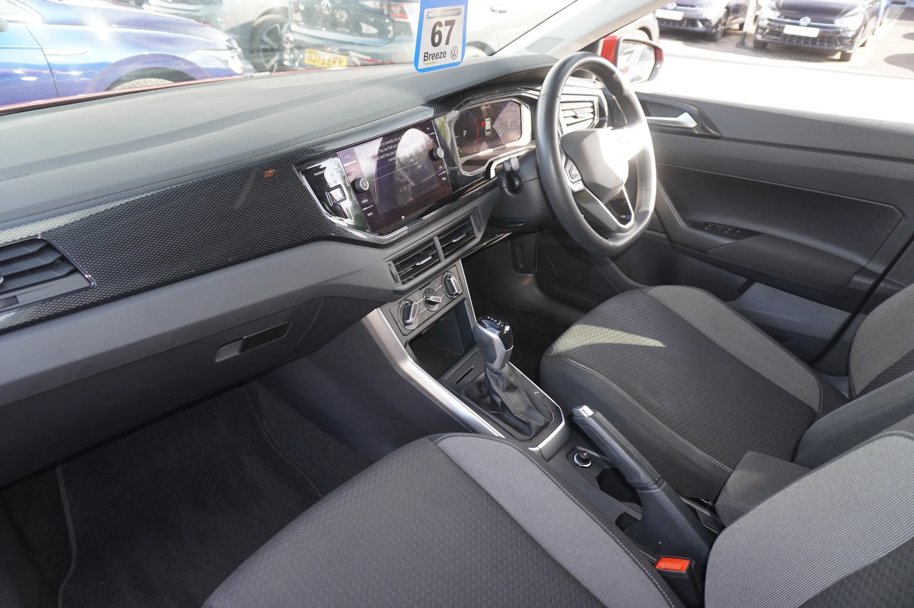 Volkswagen-Polo-image-1
