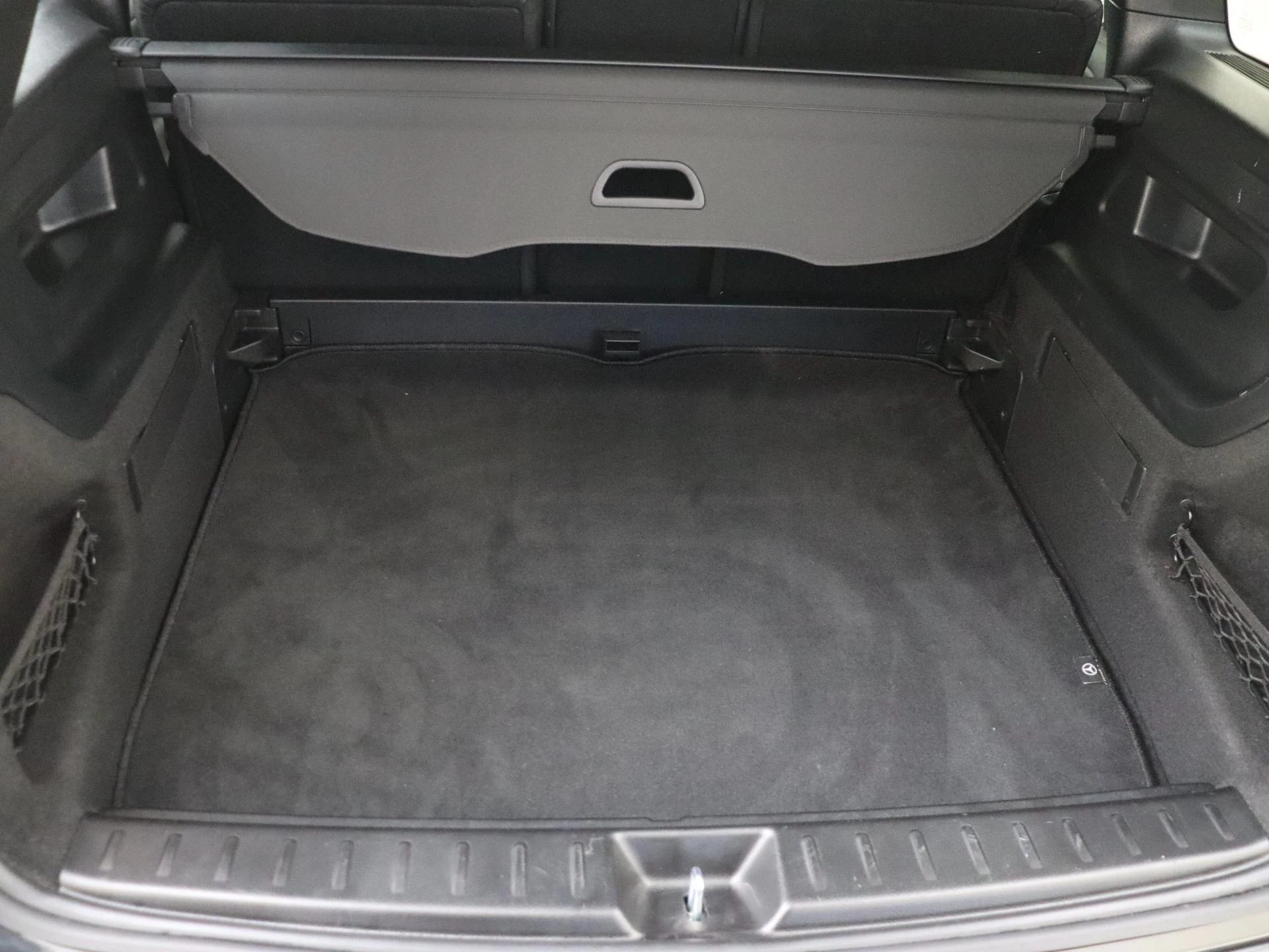 Mercedes-Benz-GLB-image-31