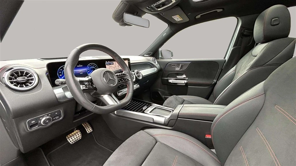 Mercedes-Benz-EQB-image-9