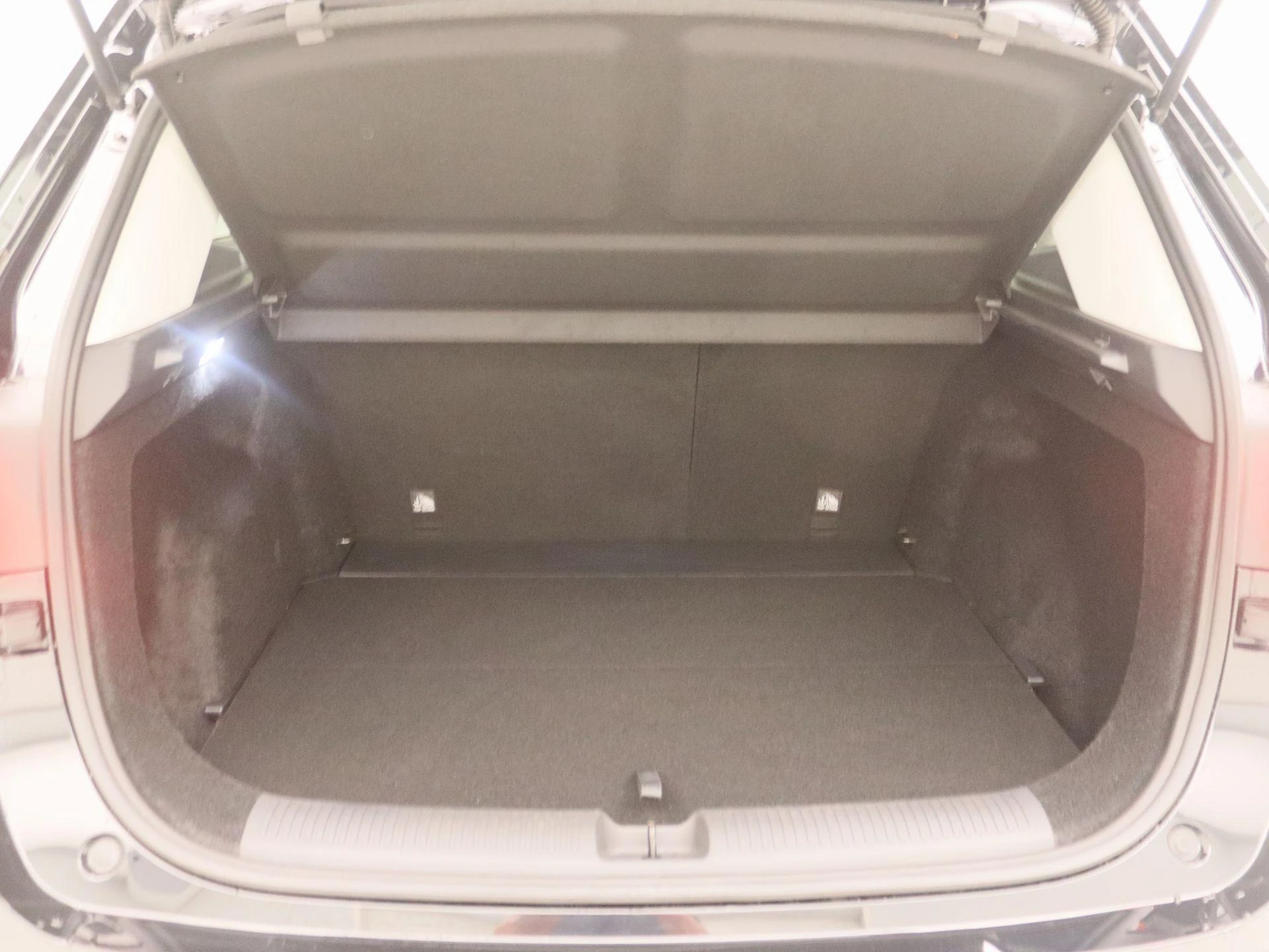 MG-ZS-image-13