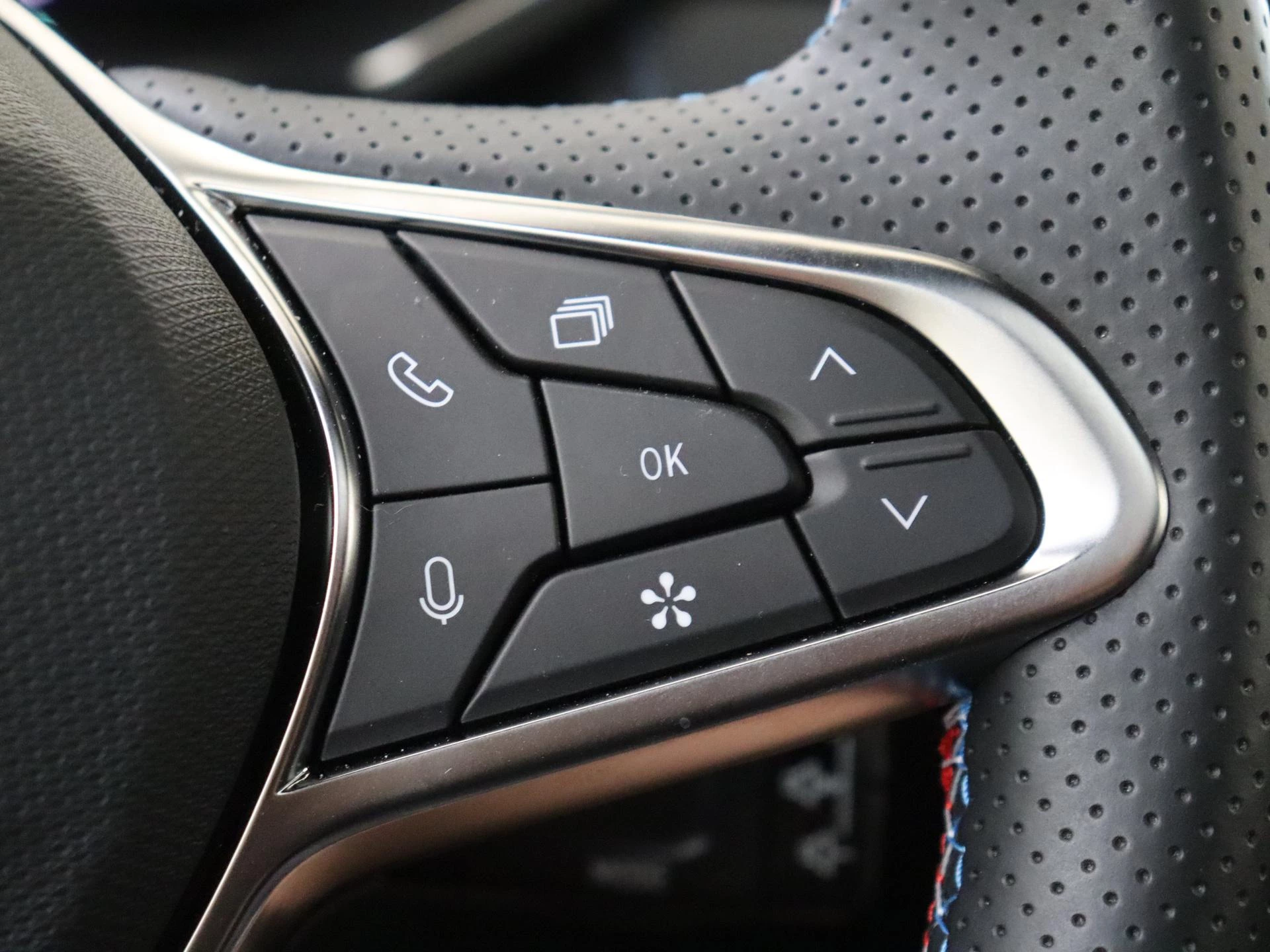Renault Captur 1.8 E-Tech full hybrid 160Pk esprit Alpine