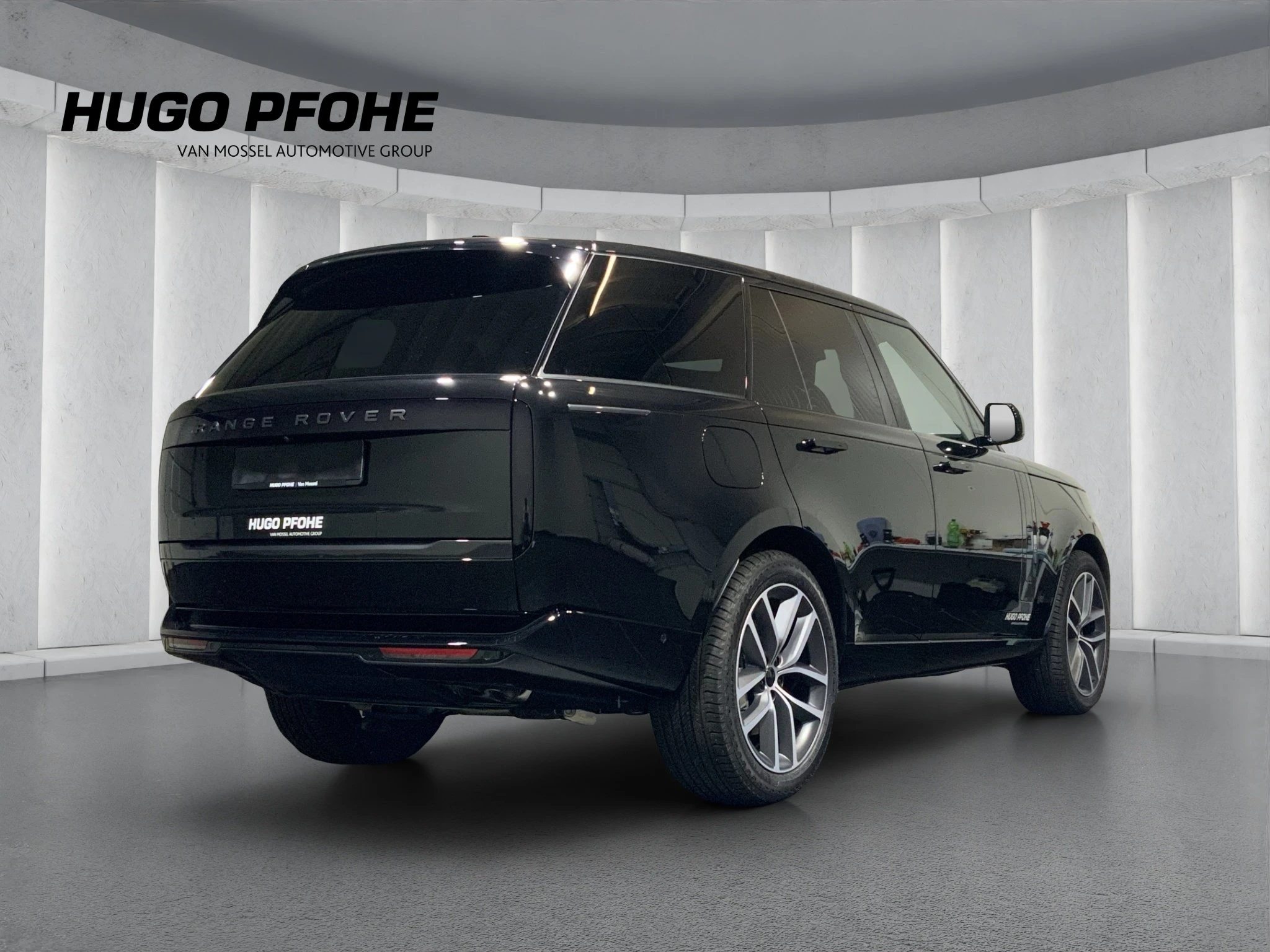 Land Rover-Range Rover-image-1