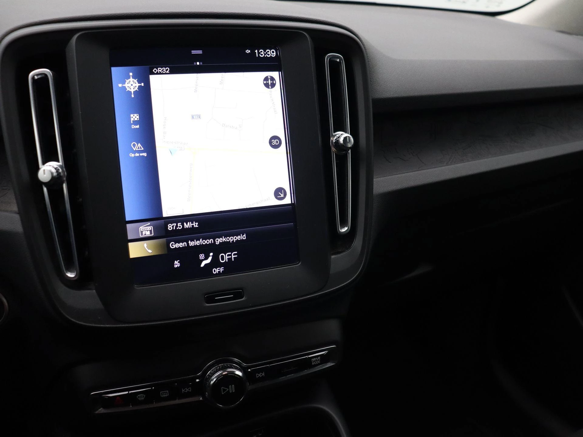 Volvo XC40 T4 PHEV PDC A | Cruise | LED