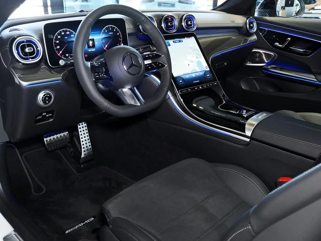 Mercedes-Benz-CLE 200-image-5