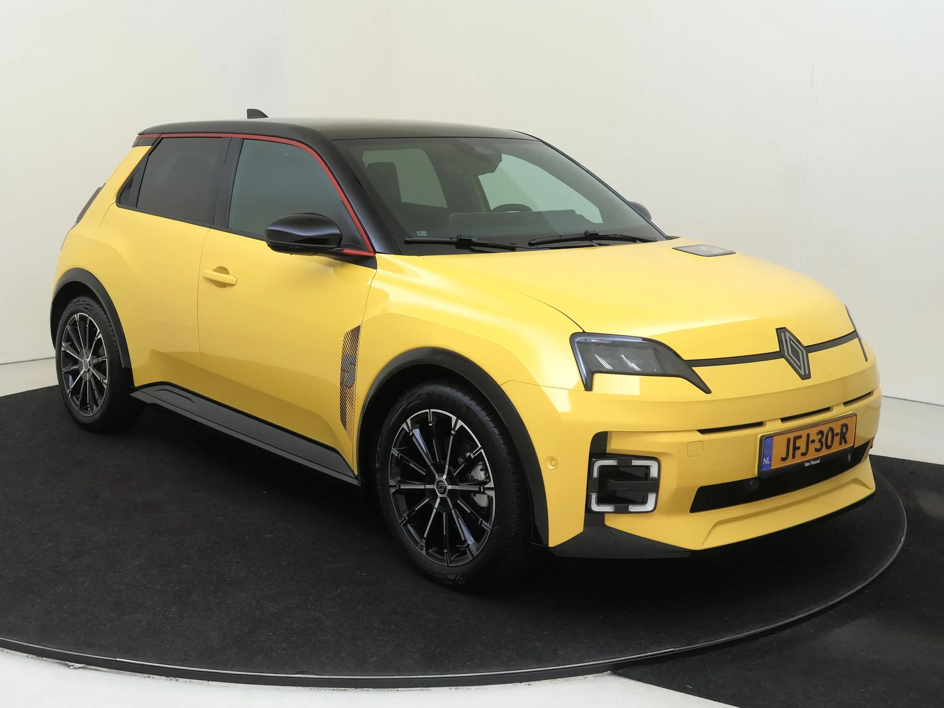 Renault 5 comfort range iconic cinq 52 kWh 150 PK