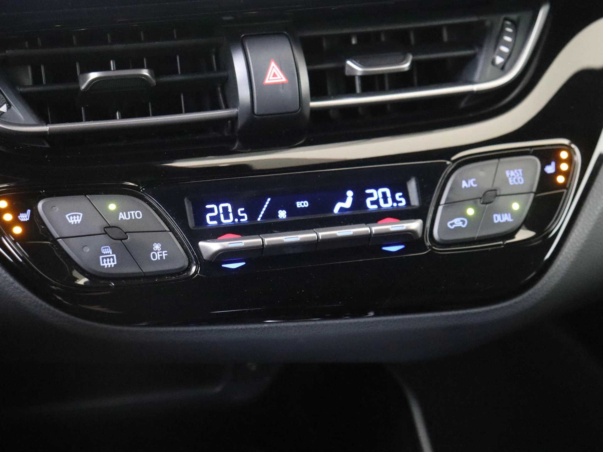 Toyota C-HR 1.8 Hybrid Style Ultimate