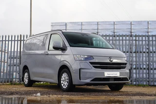 Volkswagen Transporter 160kW 65kWh Commerce Pro Van Auto [5 Plus]
