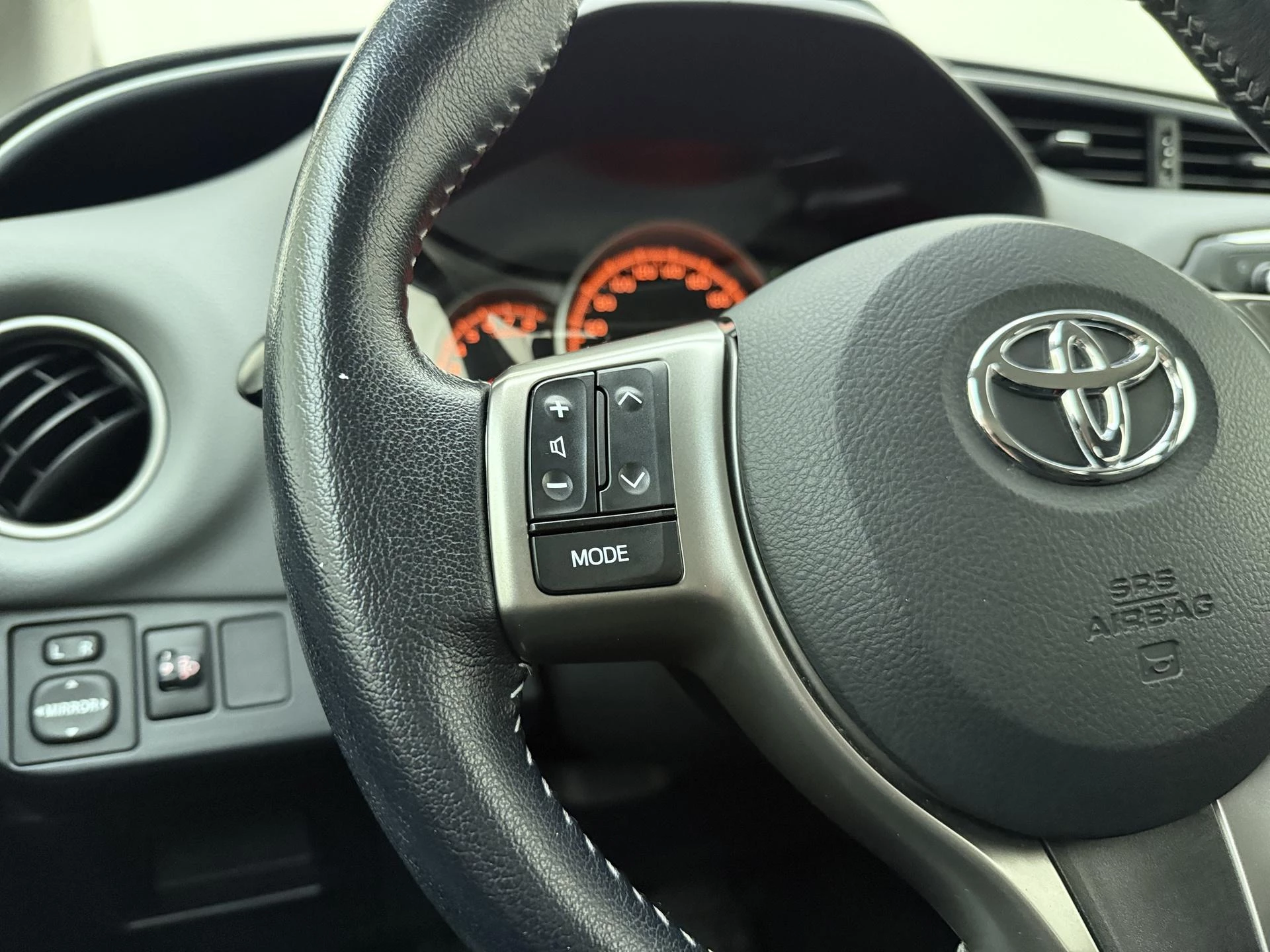 Toyota-Yaris-image-11